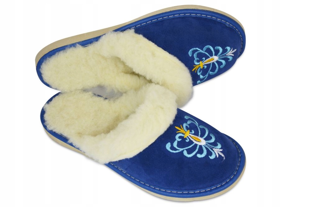 

Ciepłe Kapcie Pantofle Damskie Skórzane Góralskie