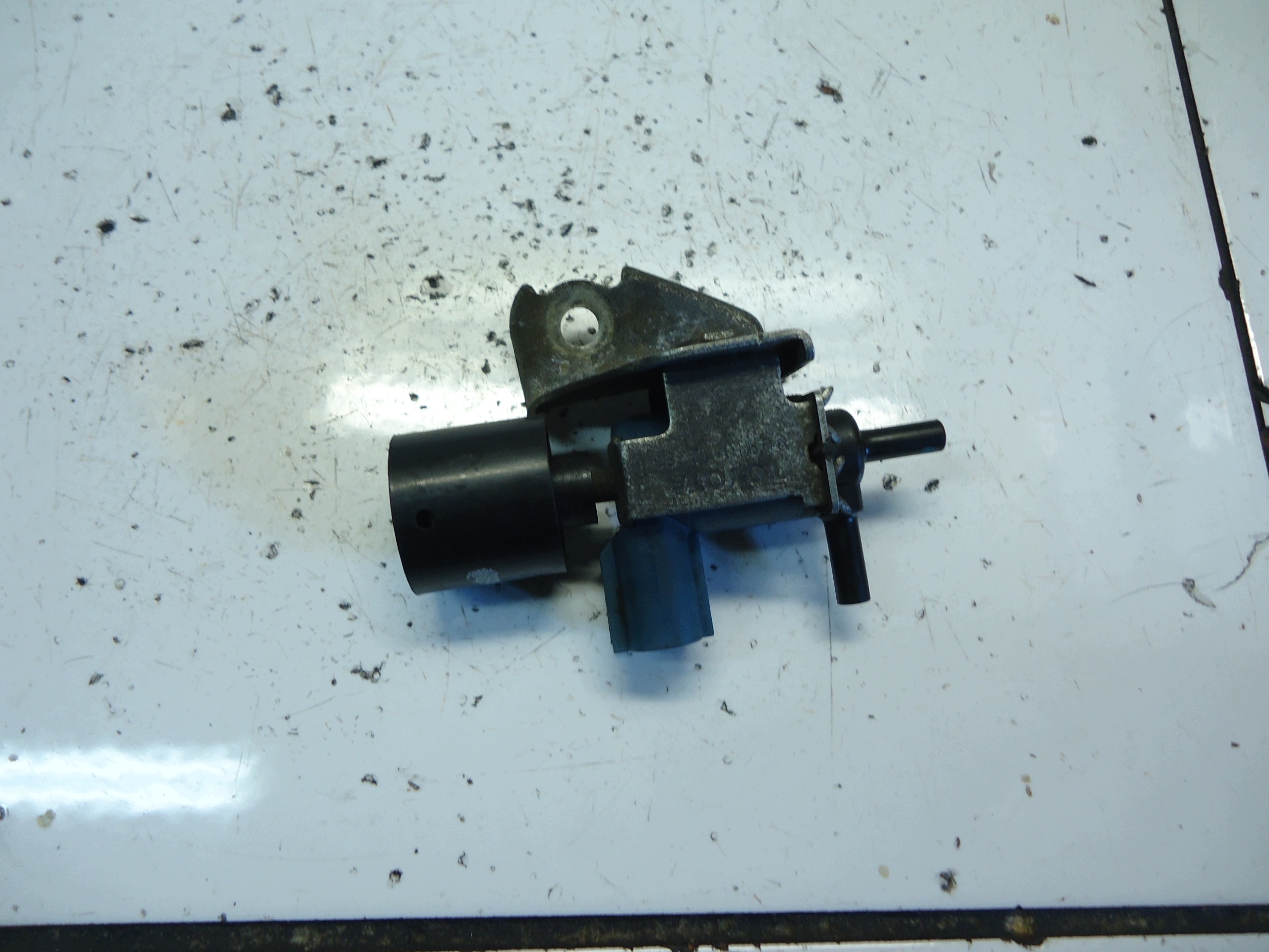 TOYOTA AURIS II 1.6 Sensor Unterdruck 90910-12281