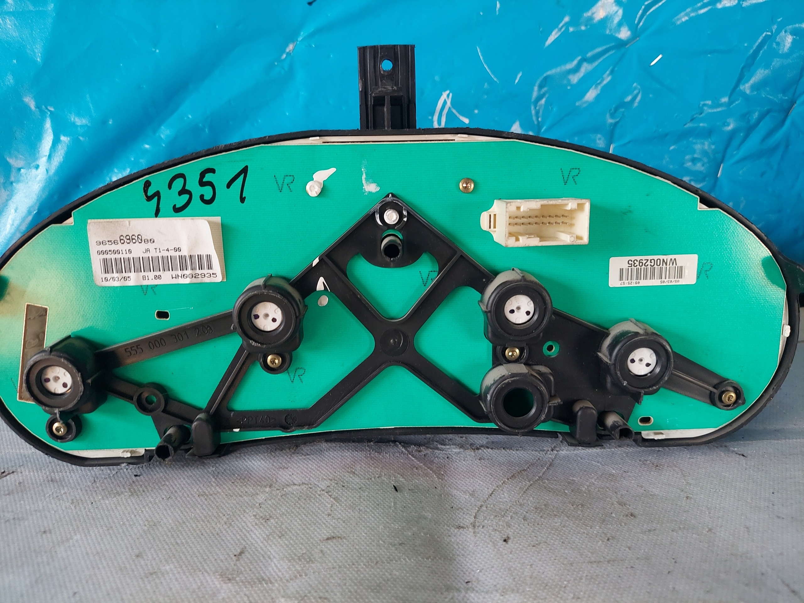 dials clock BERLINGO and 2.0 HDI 9656696080