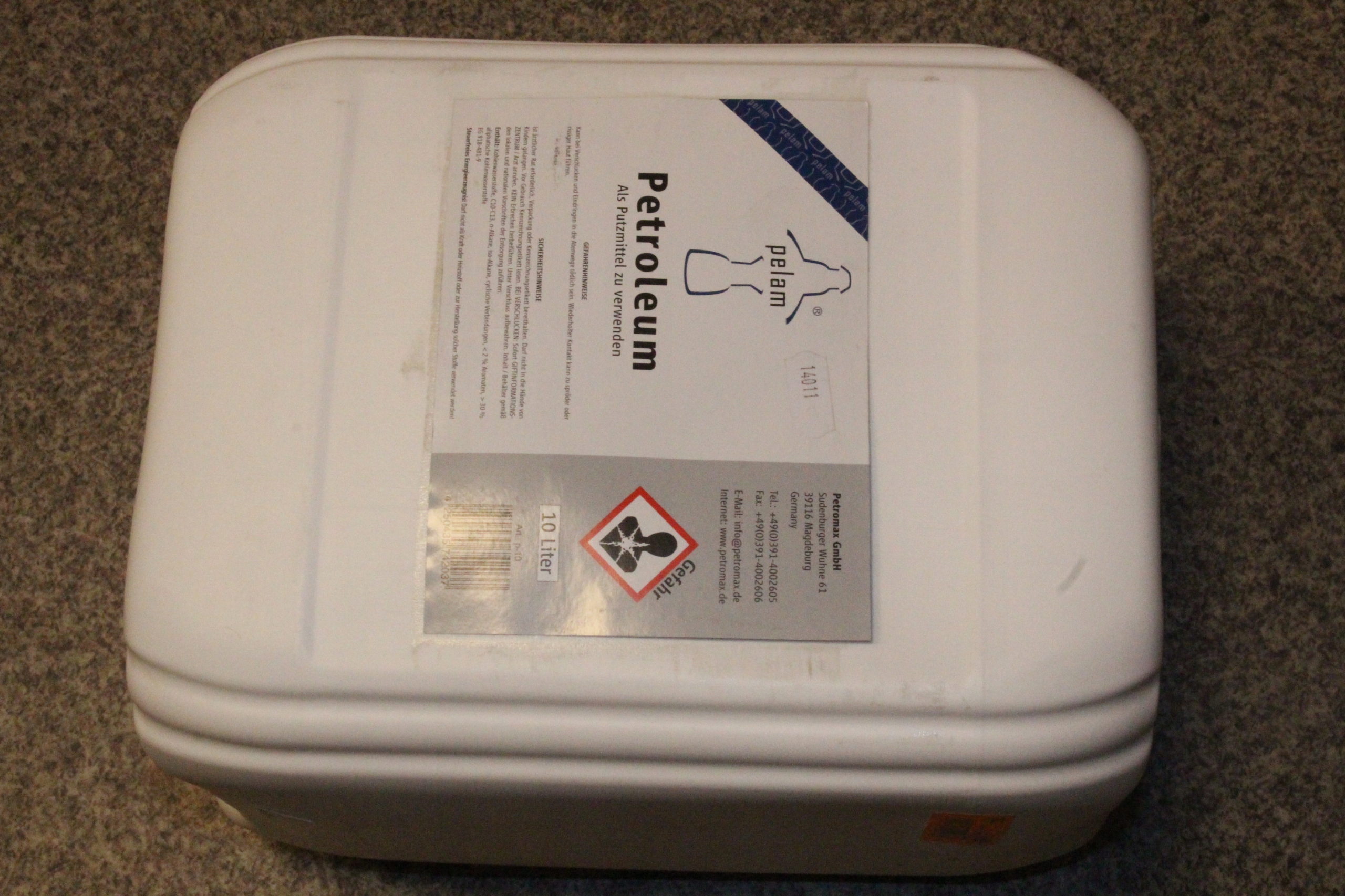 Kanister Ropa naftowa do lamp 10L EAN 4250435742037