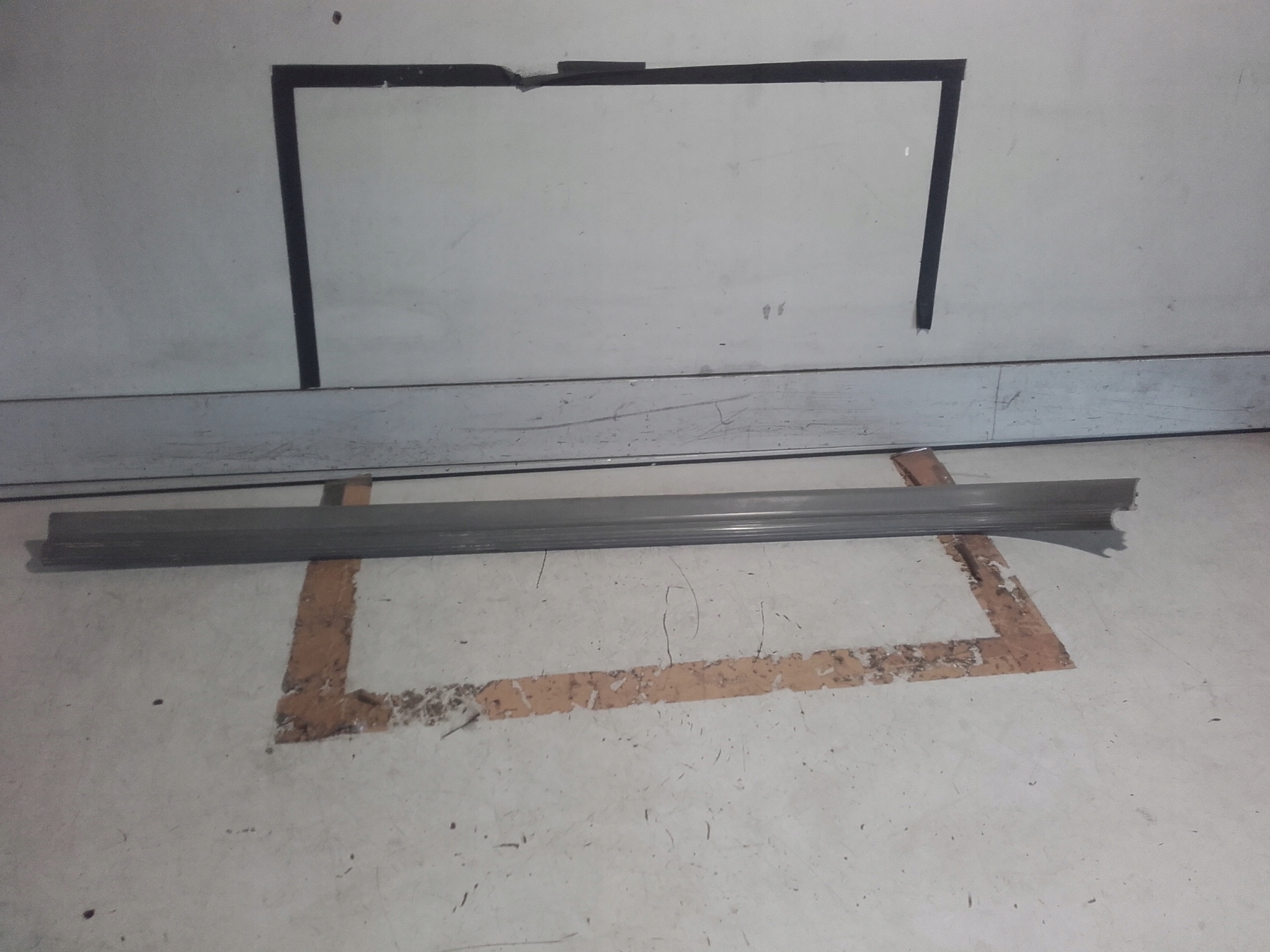 BMW 8 E31 LISTWA NAKŁADKA PROGOWA LEWA