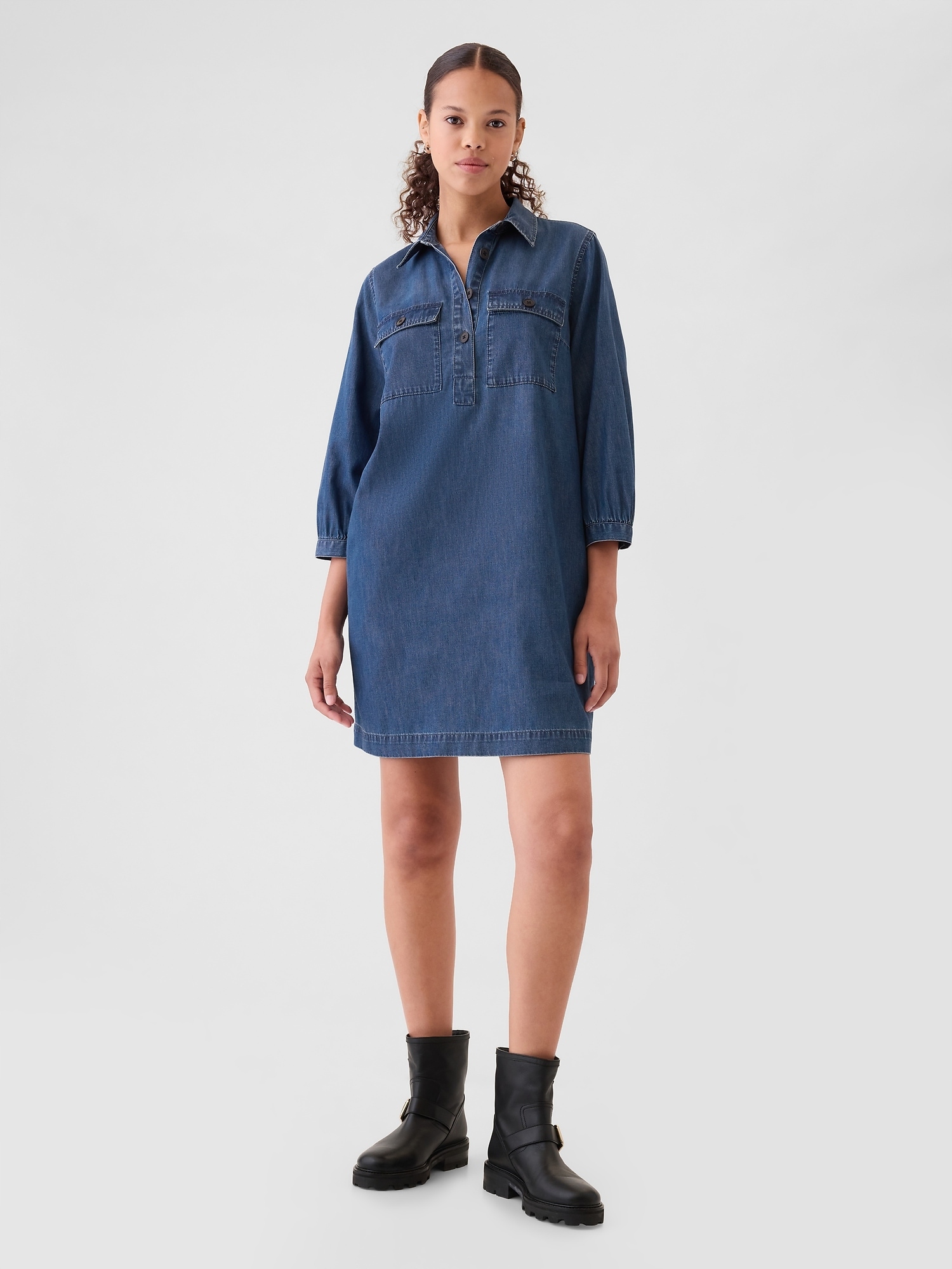 Gap Džínové mini šaty UltraSoft Utility modrá