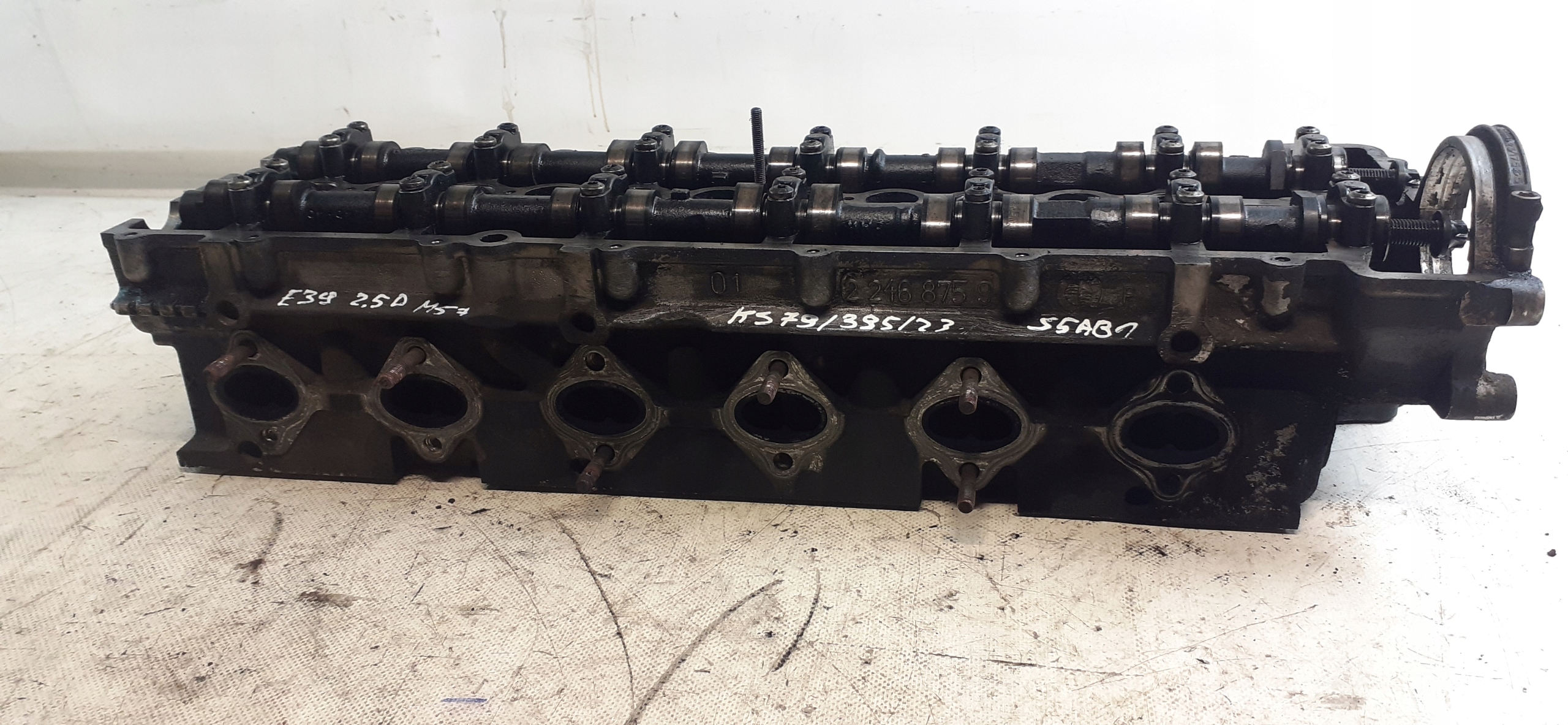 BMW E39 2.5 D 22468759 TESTATA Motore