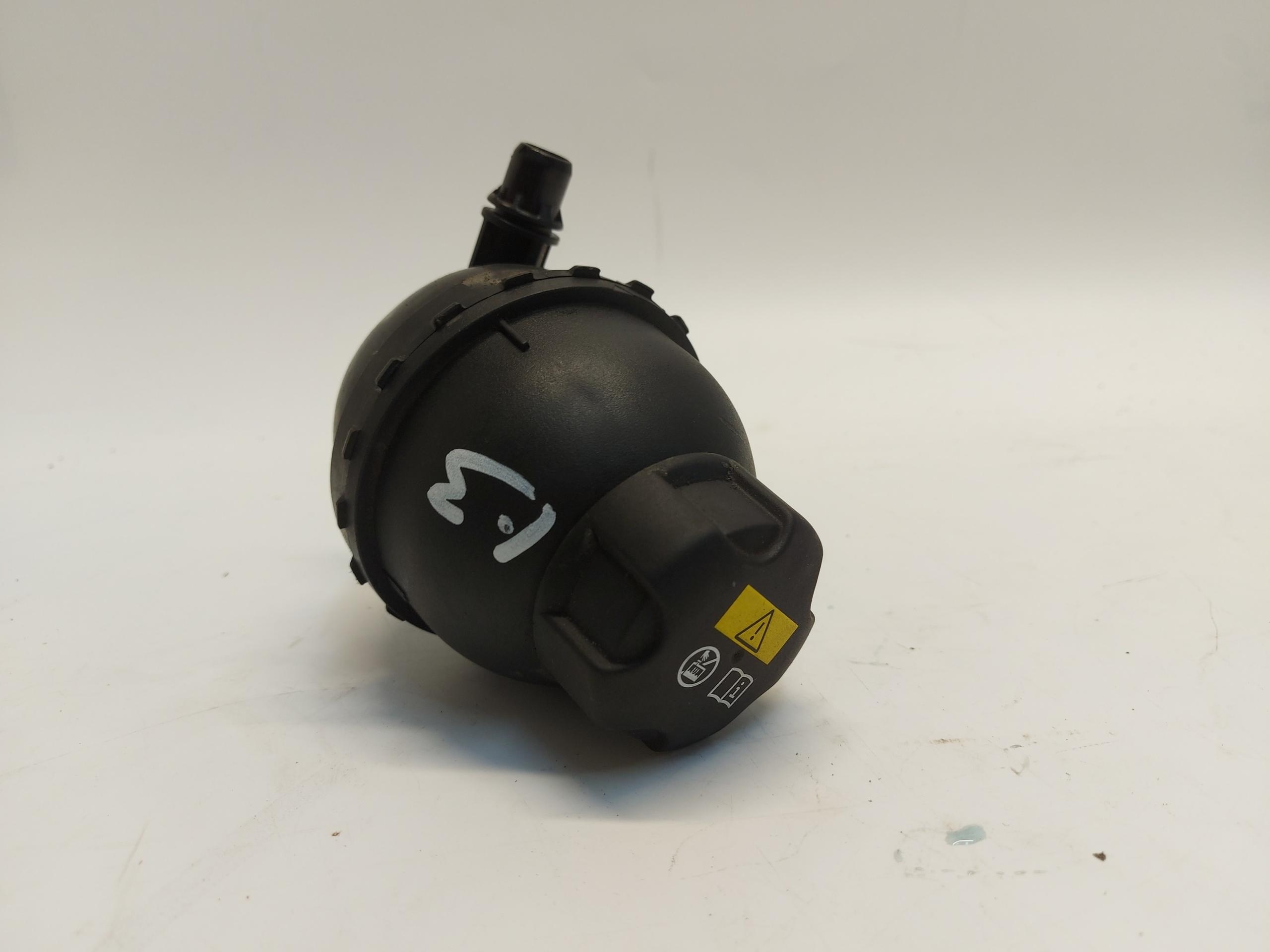 BMW i3 i01 REX Scheibenwaschbehälter 7604431