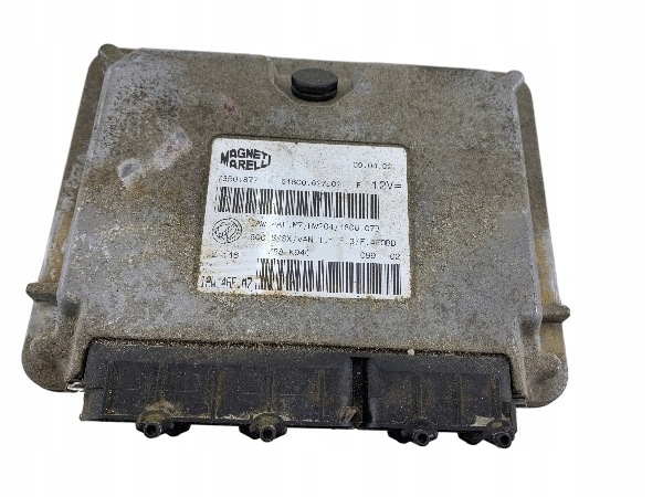 FIAT SEICENTO 1.1 unité de commande électronique uce moteur 73501877