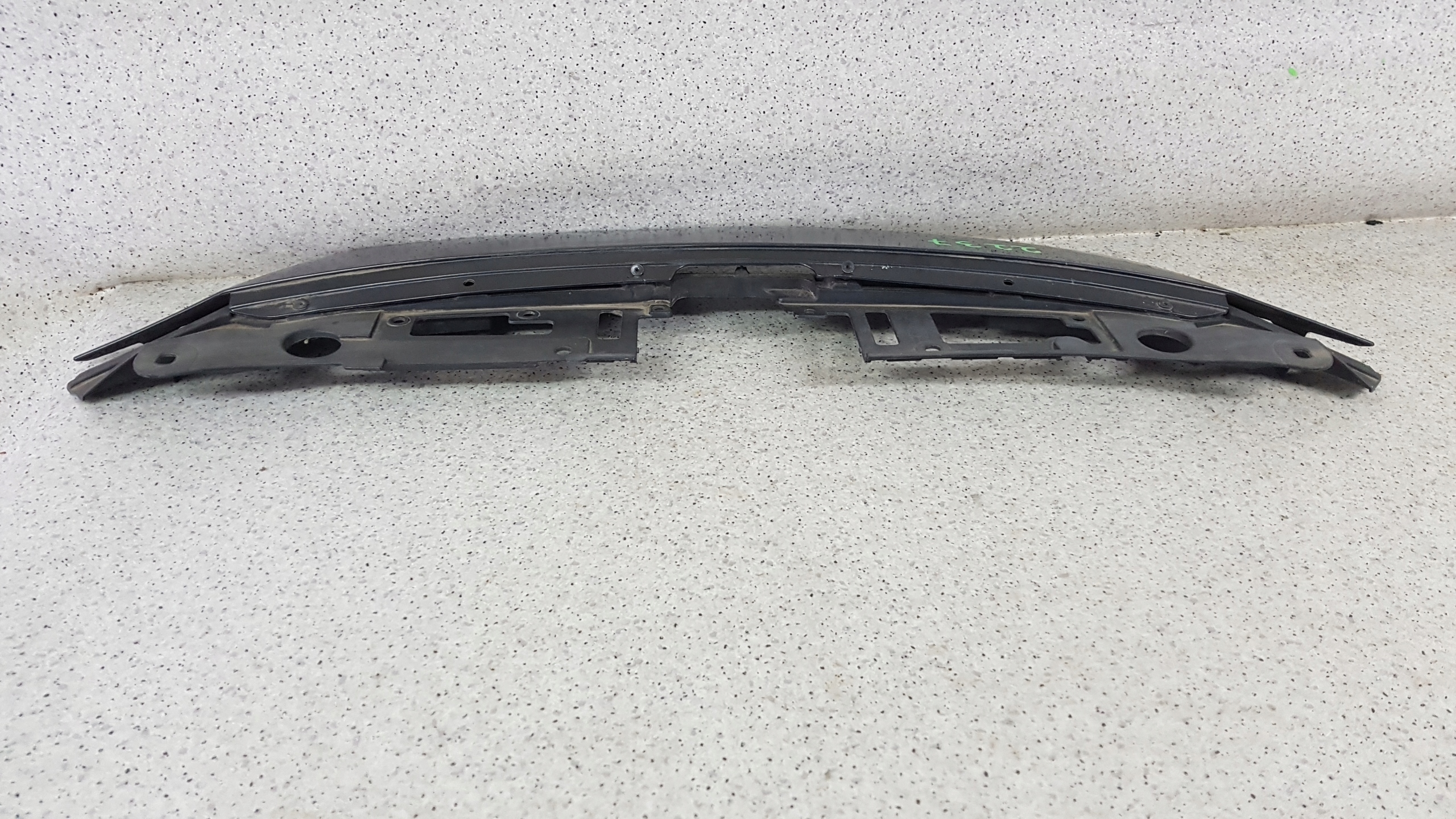 MAZDA 3 III BM 2013 - moulding grille front + pillar 2237