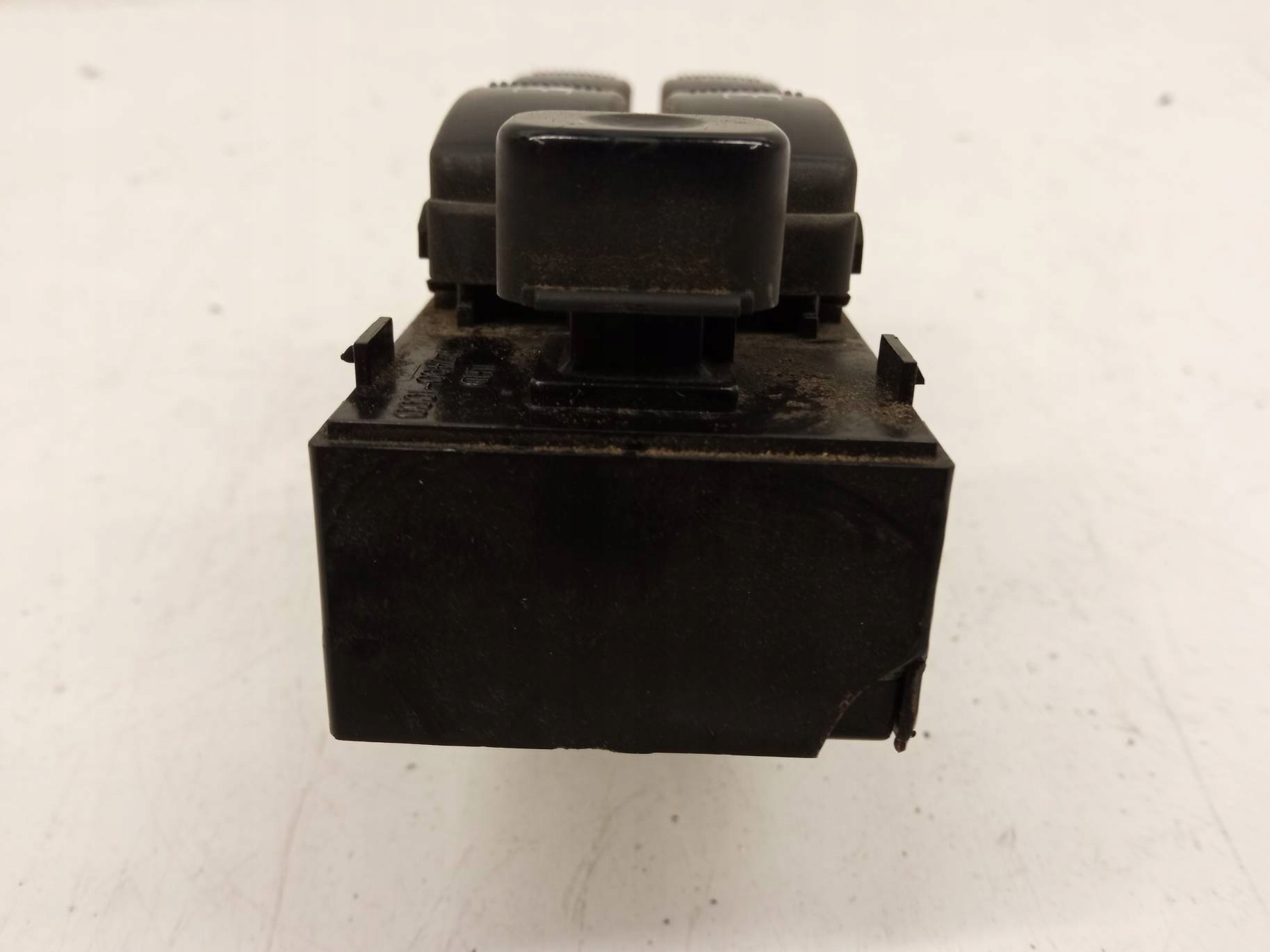 window control switch left front 327490-1000 Kia Carens and (1999-2006)