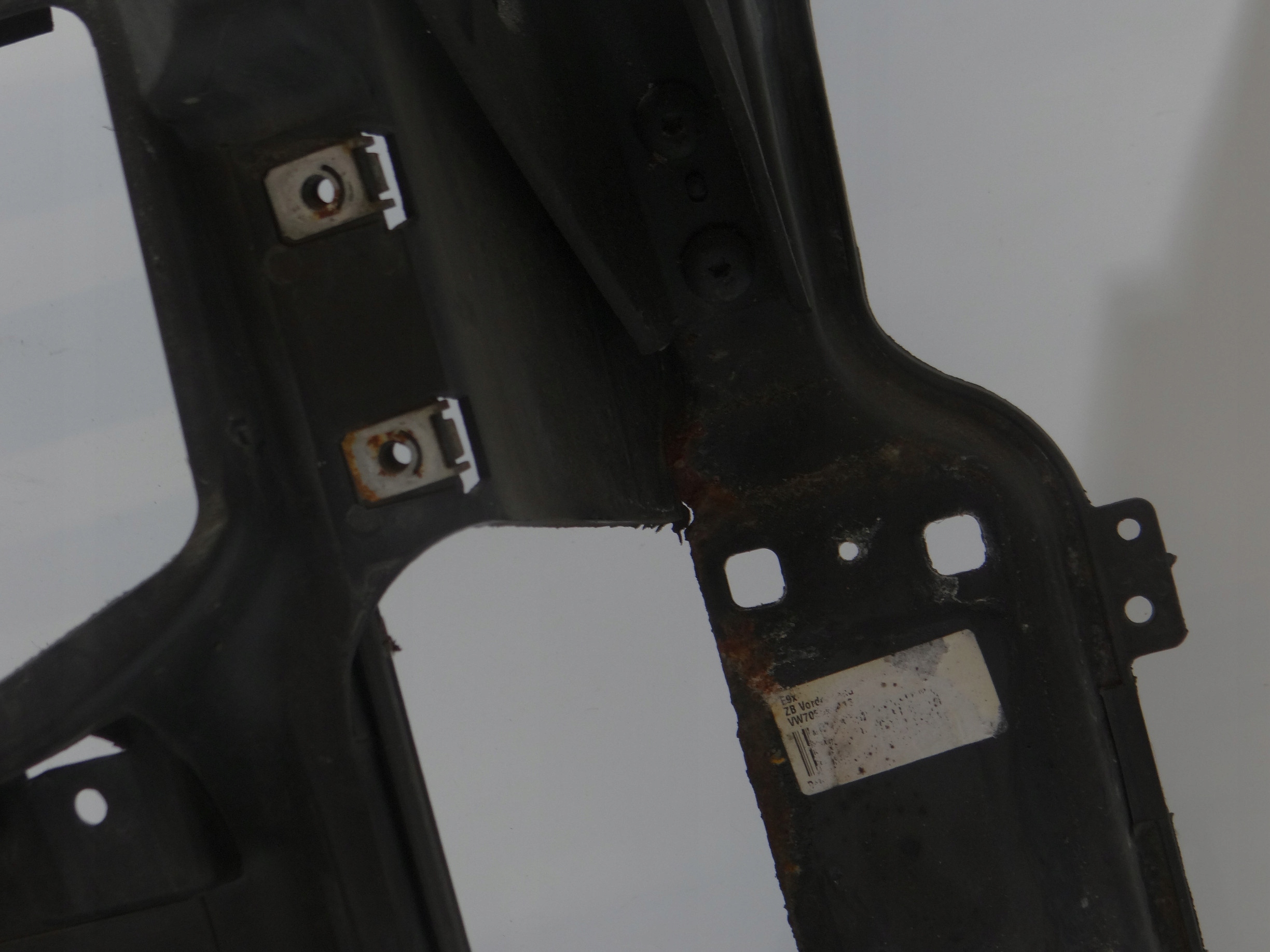 support panel for radiators BMW E92 M PAKIET 7058594 (17229320)