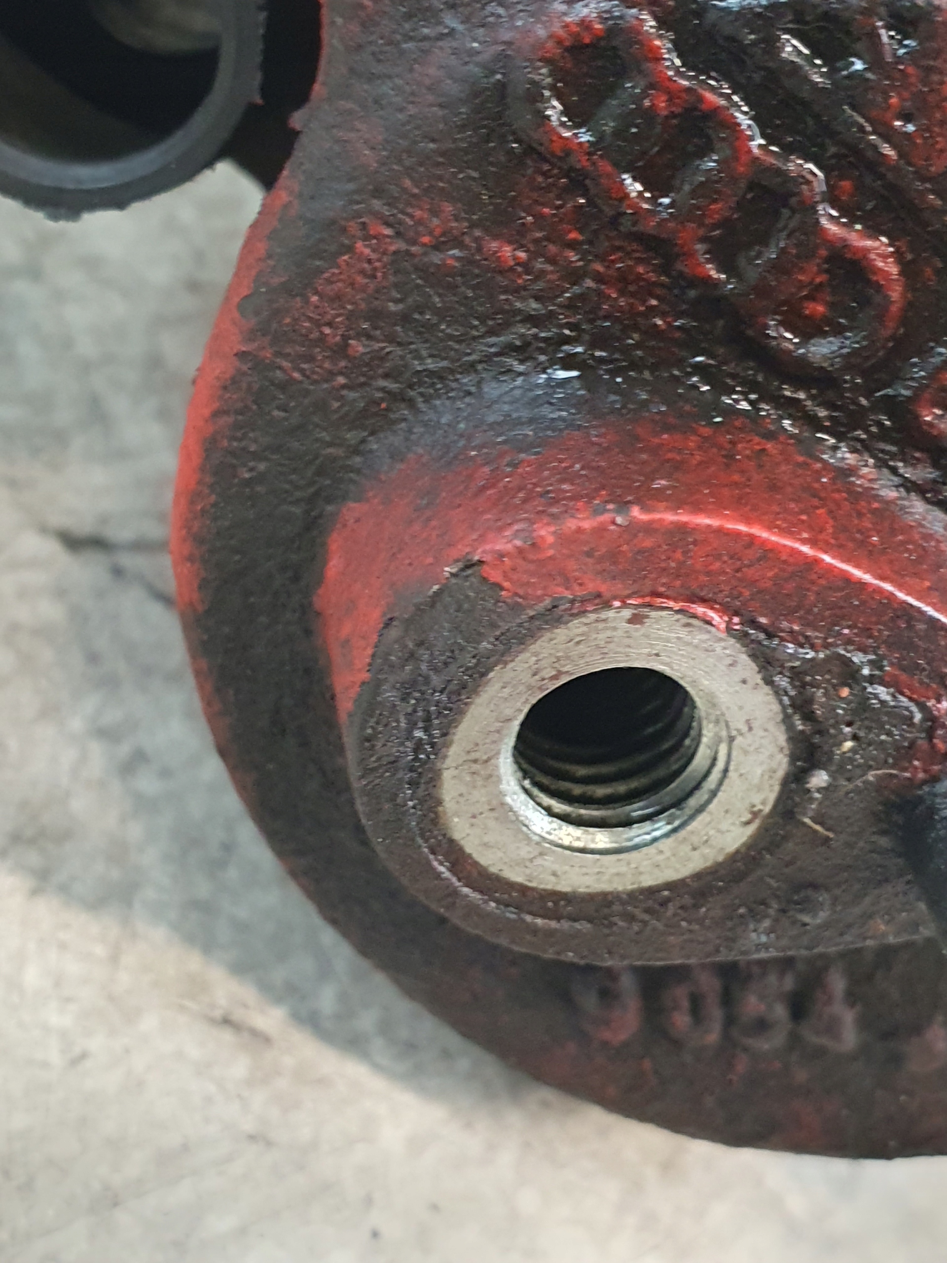 caliper brake left front VOLKSWAGEN BORA 1.6B 00r.