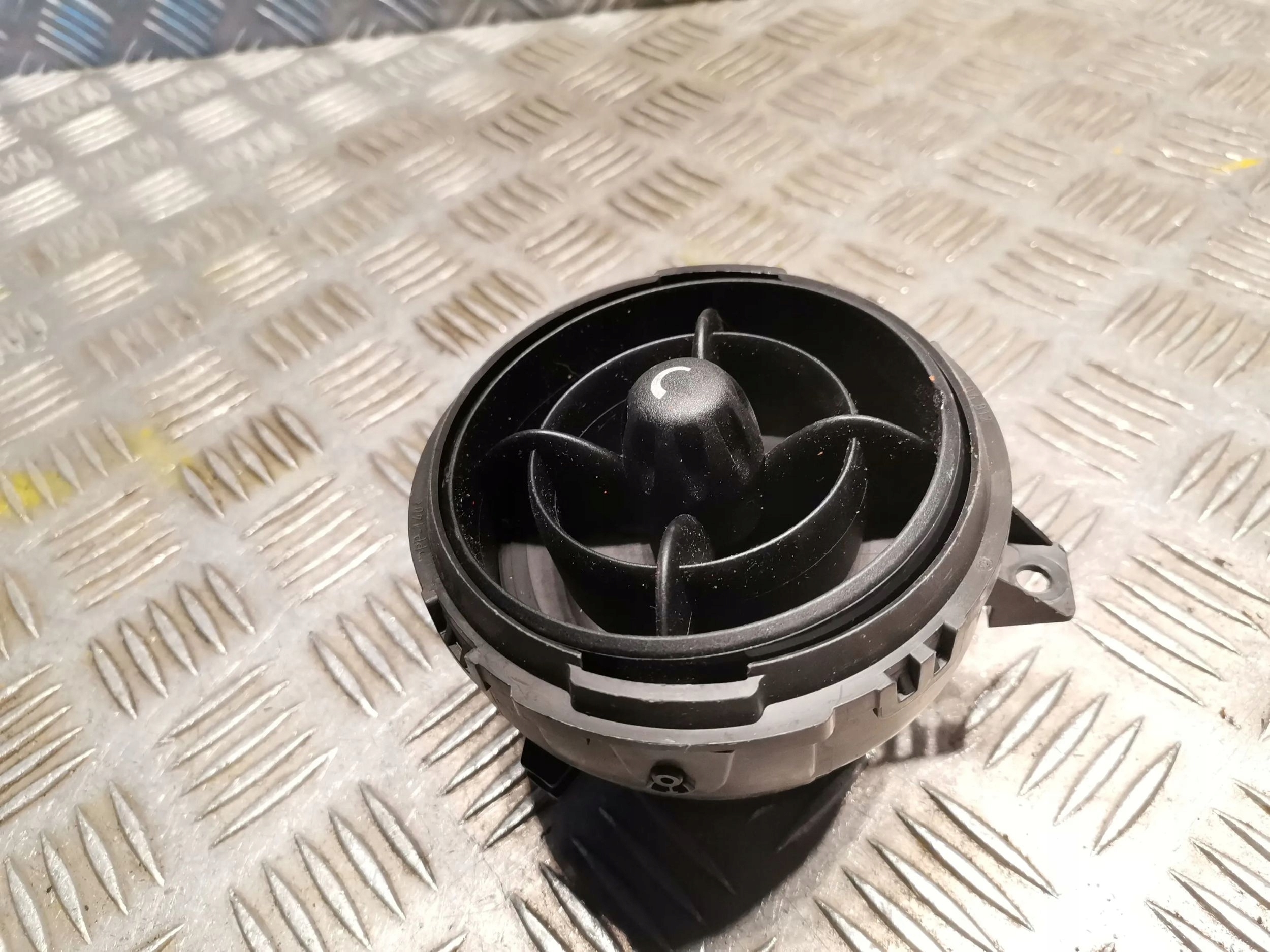 MINI ONE - COOPER Купе R56 сопла / решетки потока воздуха