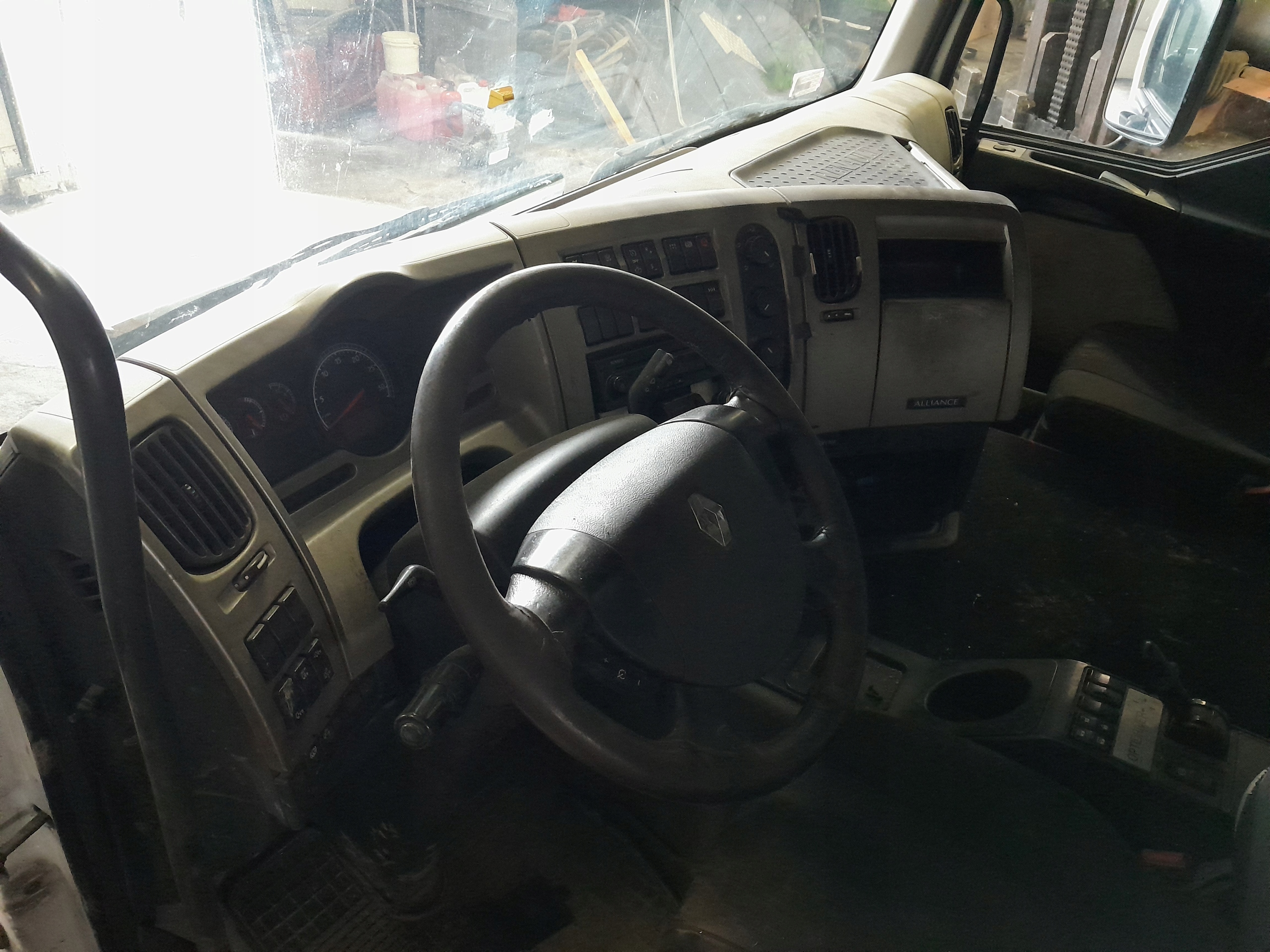 KABINA RENAULT PREMIUM DXI - Automat