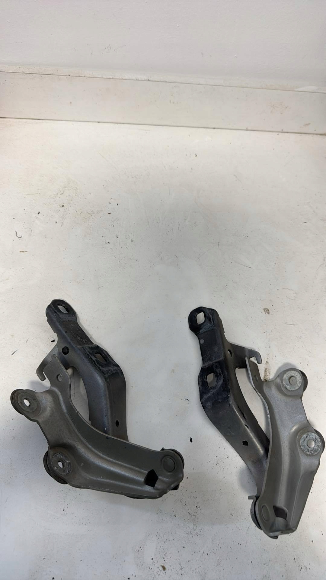 bonnet hinges OPEL AMPERA CHEVROLET VOLT hinge