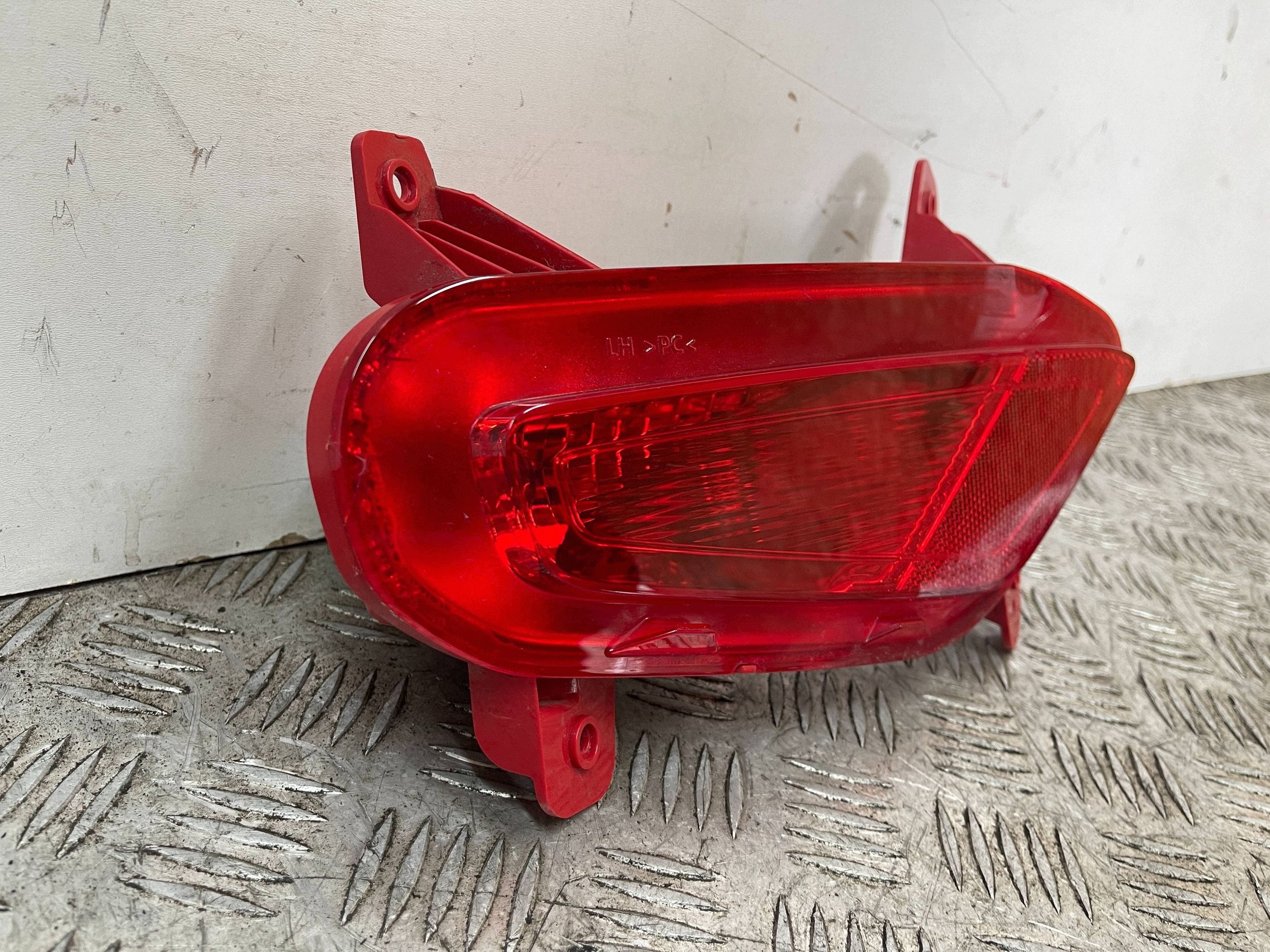 light rear rear part left fog lights KIA STONIC 17- 92405-H8