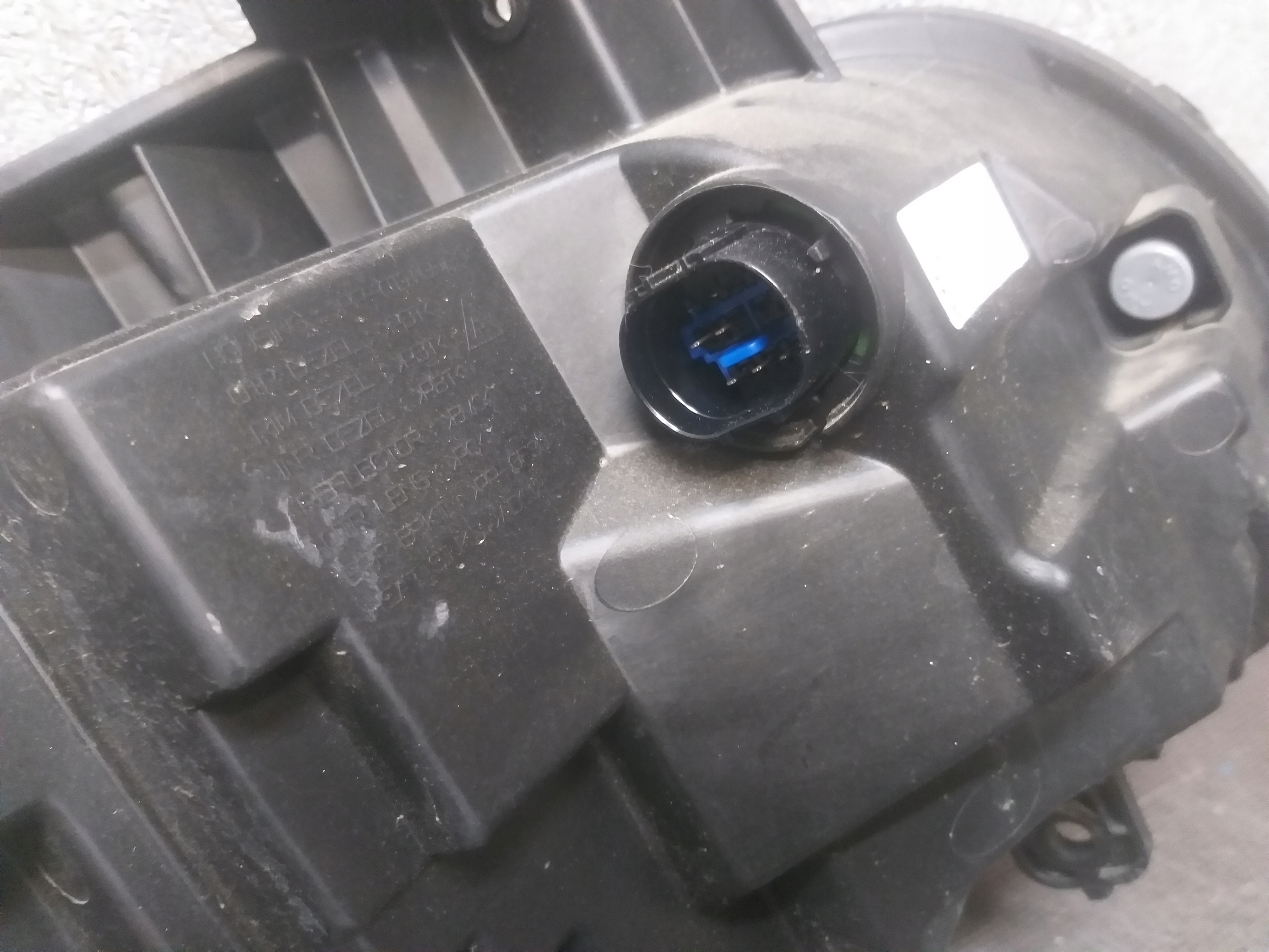 light front left HYUNDAI KONA FULL LED 92101J9600