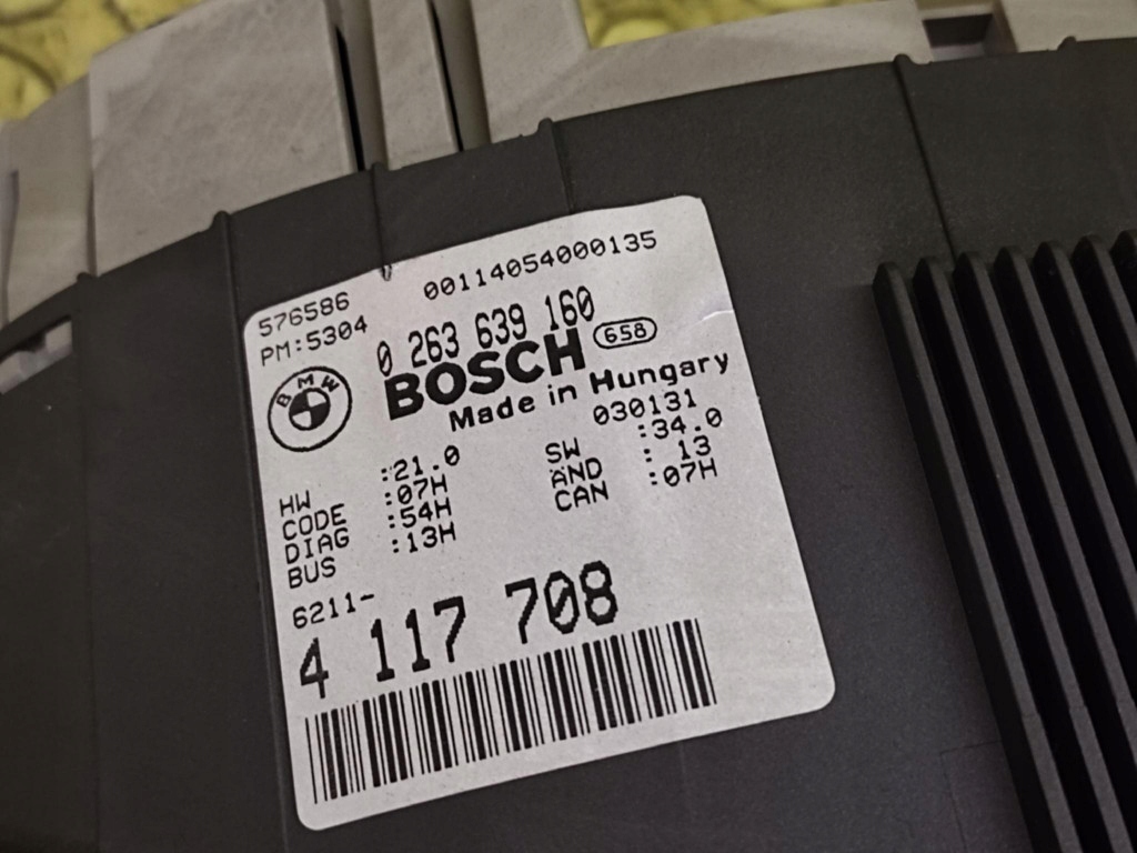 BMW E46 2.0 D dials 4117708