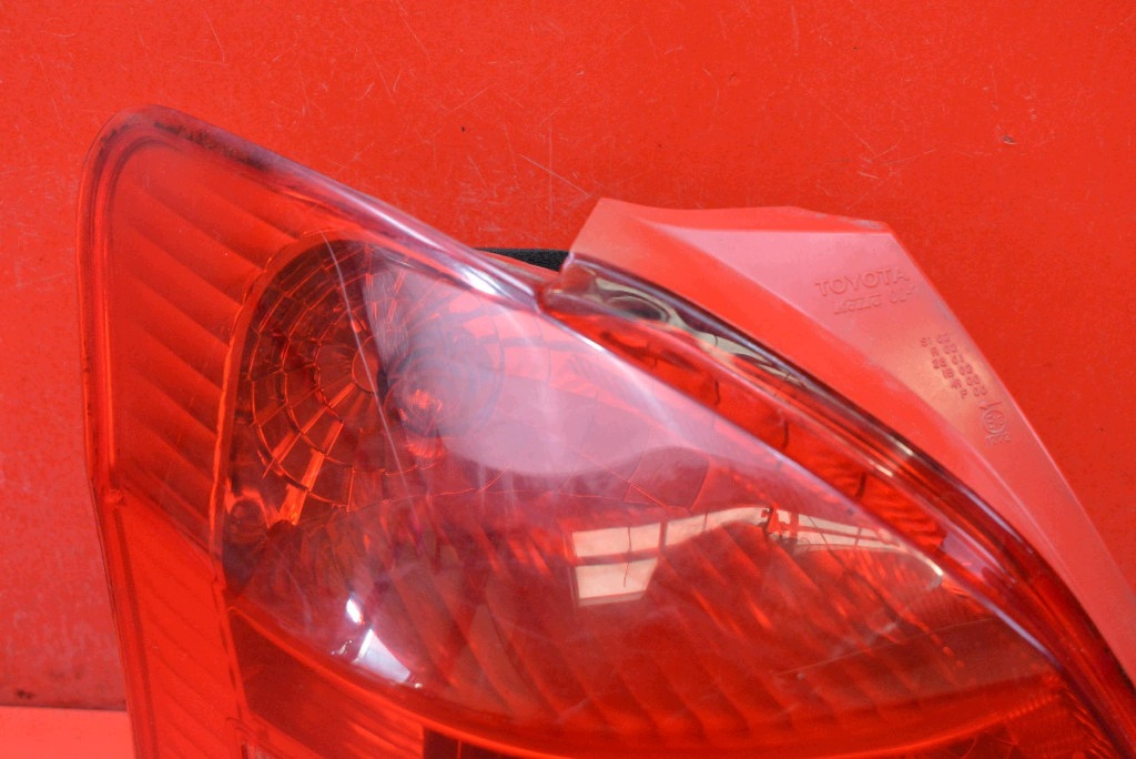 light left rear part rear 0D-7 TOYOTA YARIS 2 II 3D HB 05-09