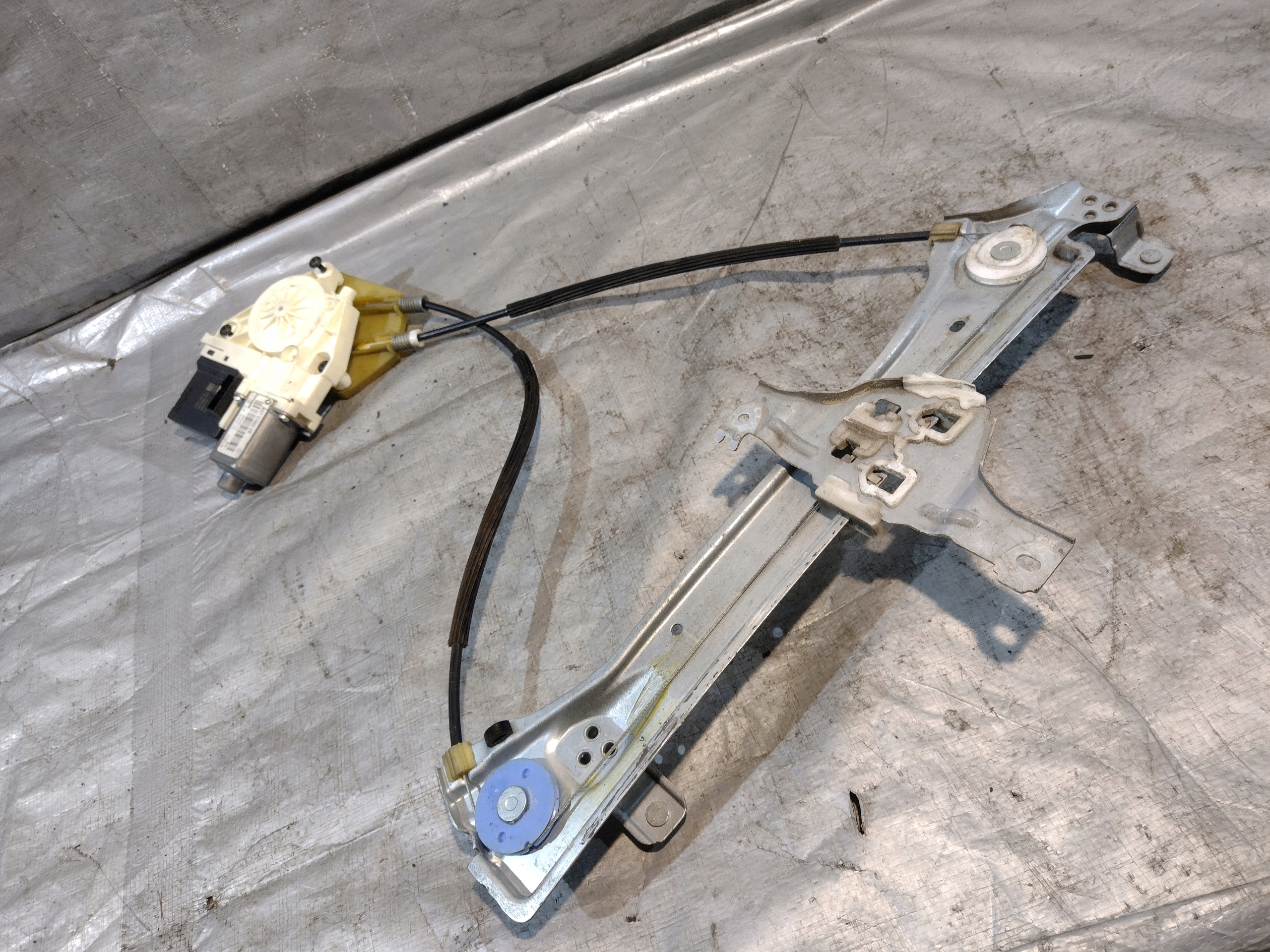 window regulator left rear part Renault Megane III 3 HB 968716101