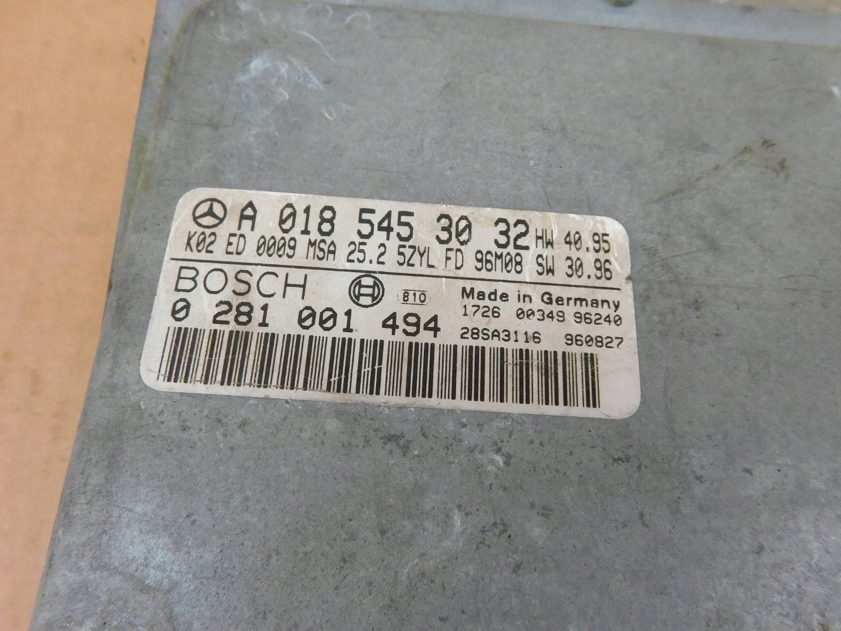 control unit of the engine Mercedes W210 2.9 TD E290 A0185453032 computer Bosch ECU
