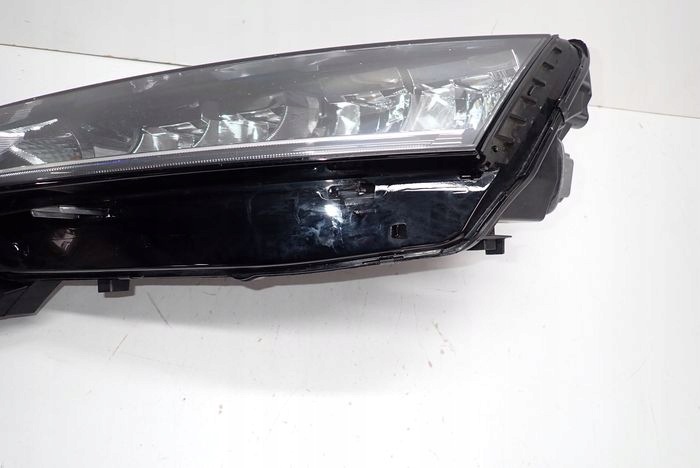 SKODA OCTAVIA IV CRYSTAL LIGHTING 19-23 reflektor left light left 5E4941015