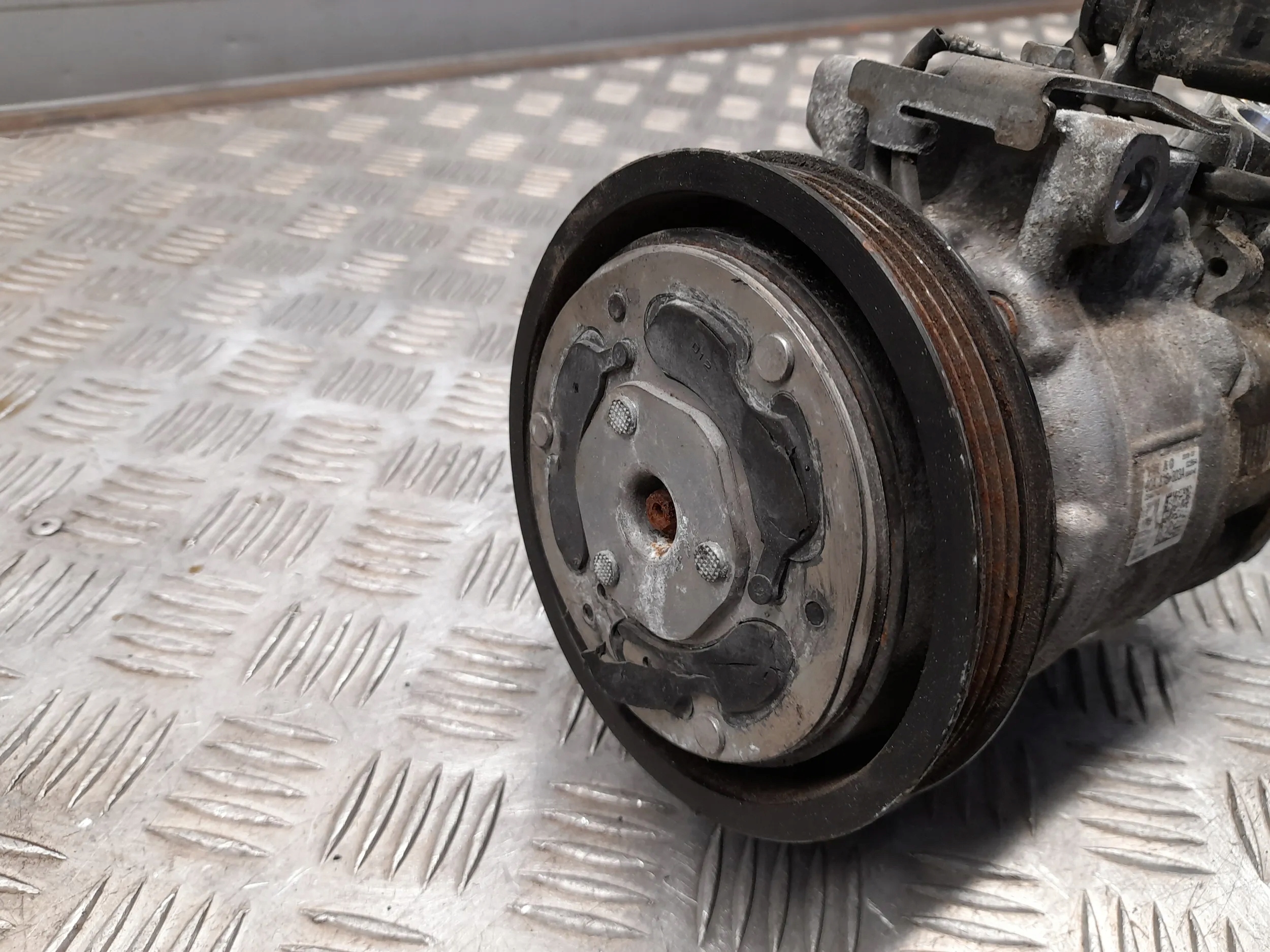 Audi Q5 SQ5 80A816803A Компрессоры кондиционера