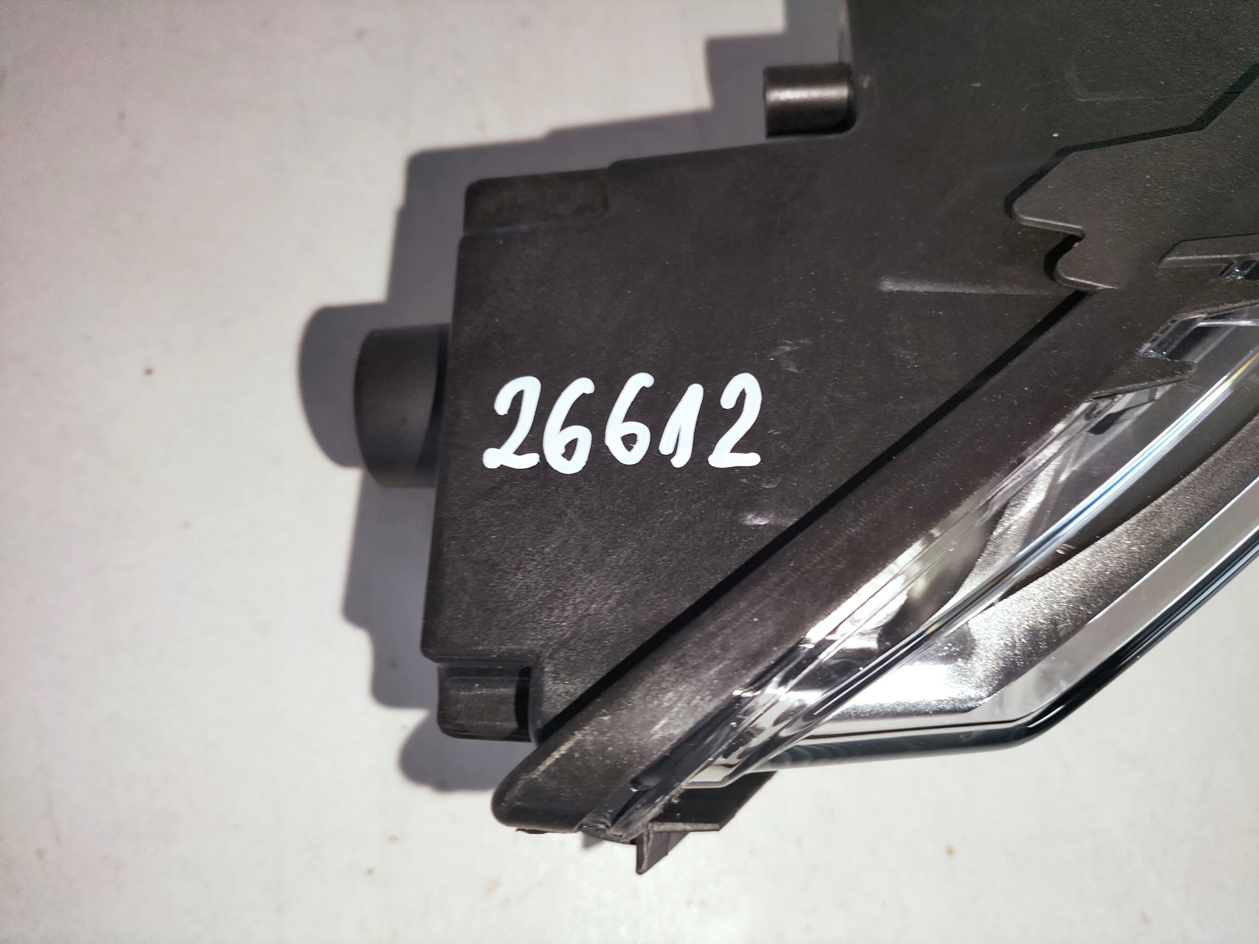 fog light light right SKODA RAPID 12-17 LED