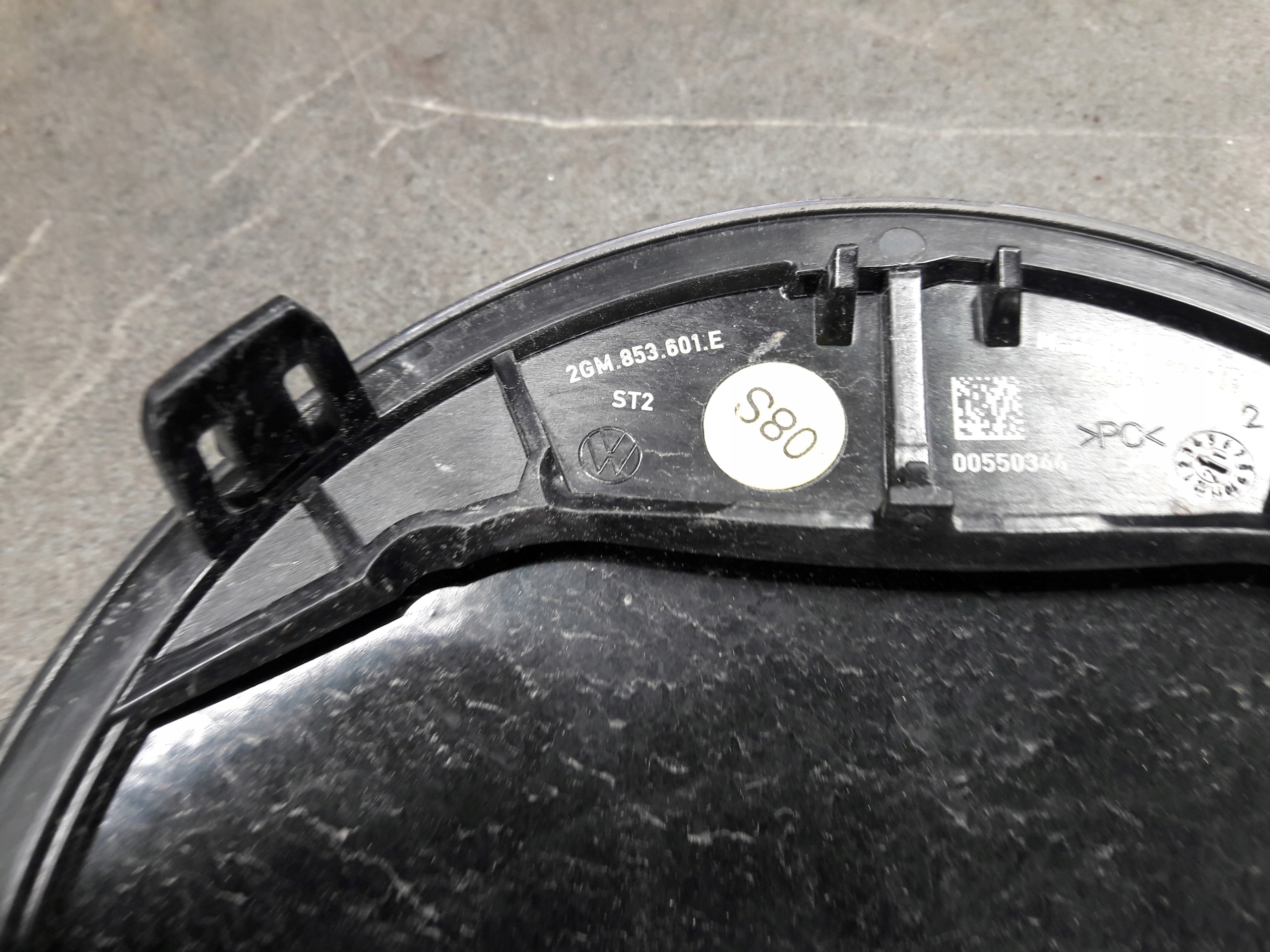 2gm853601e emblemat vw touran II Marka Volkswagen