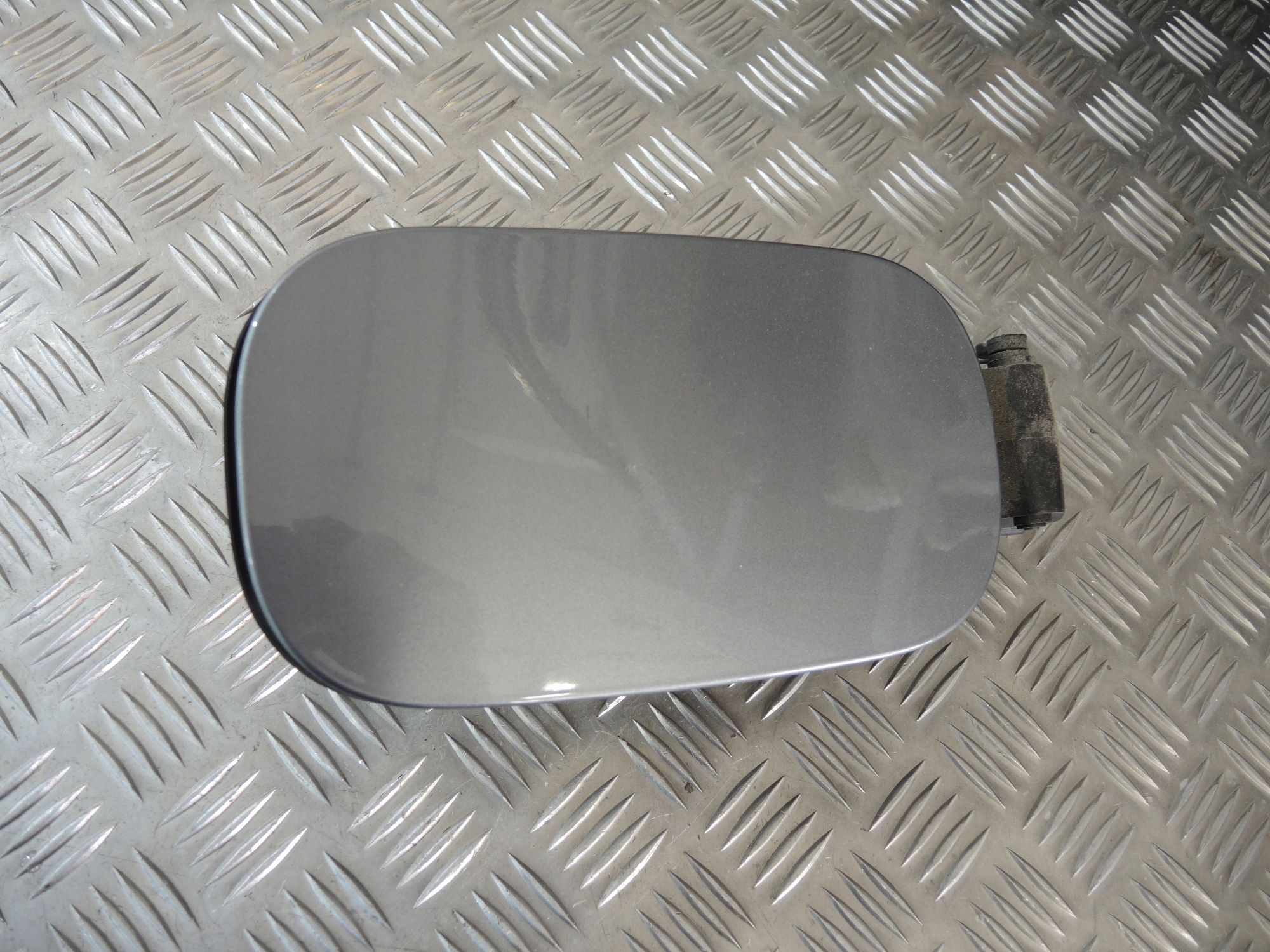 VOLVO XC60 II B4 KLAPKA WLEWU PALIWA 714, 32227340