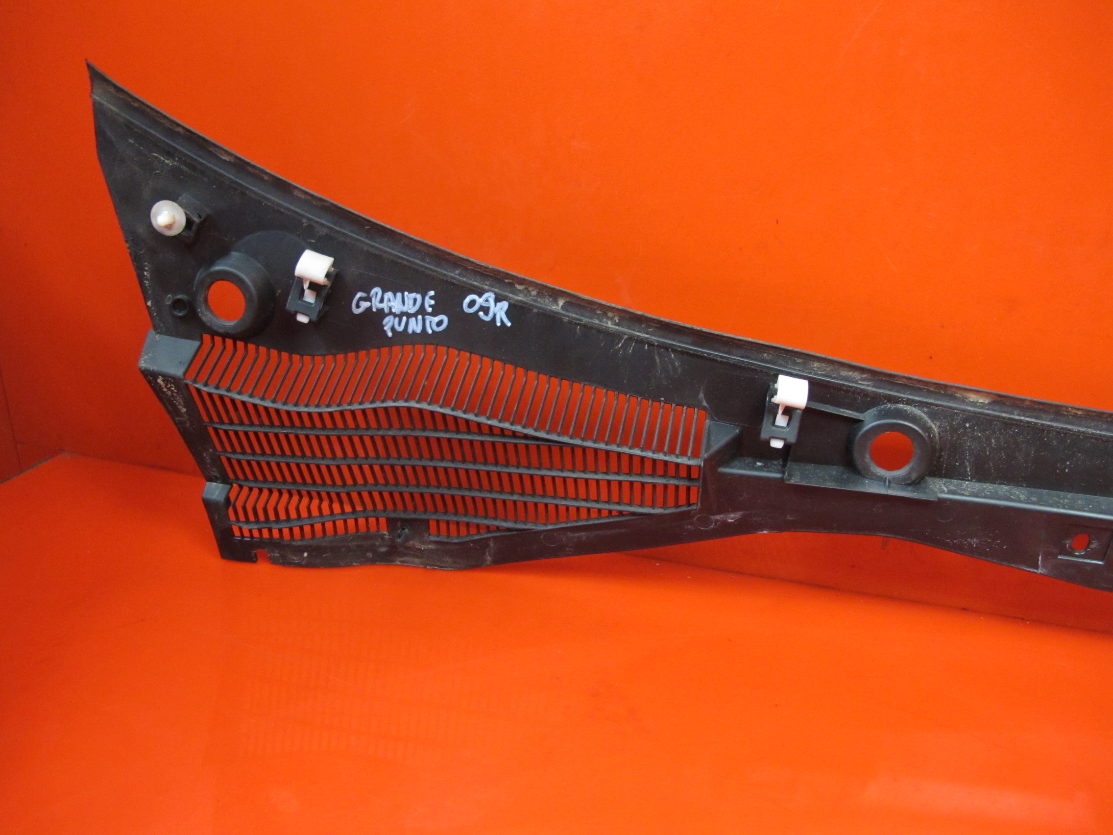 FIAT GRANDE PUNTO torpedo plastic upper EU