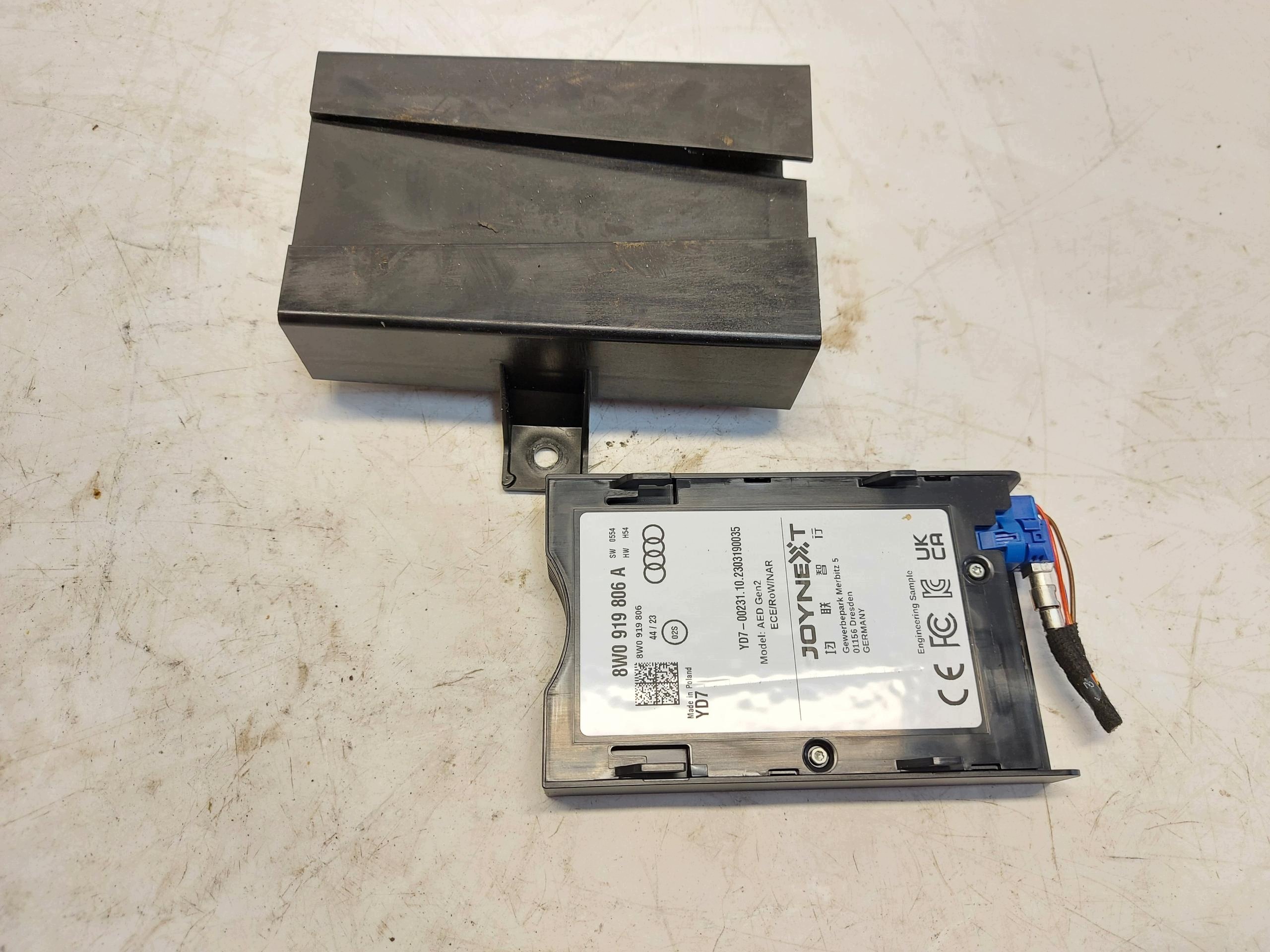 Audi Q8 E-TRON SportBack 4KE module control unit player danych 8w0919806a