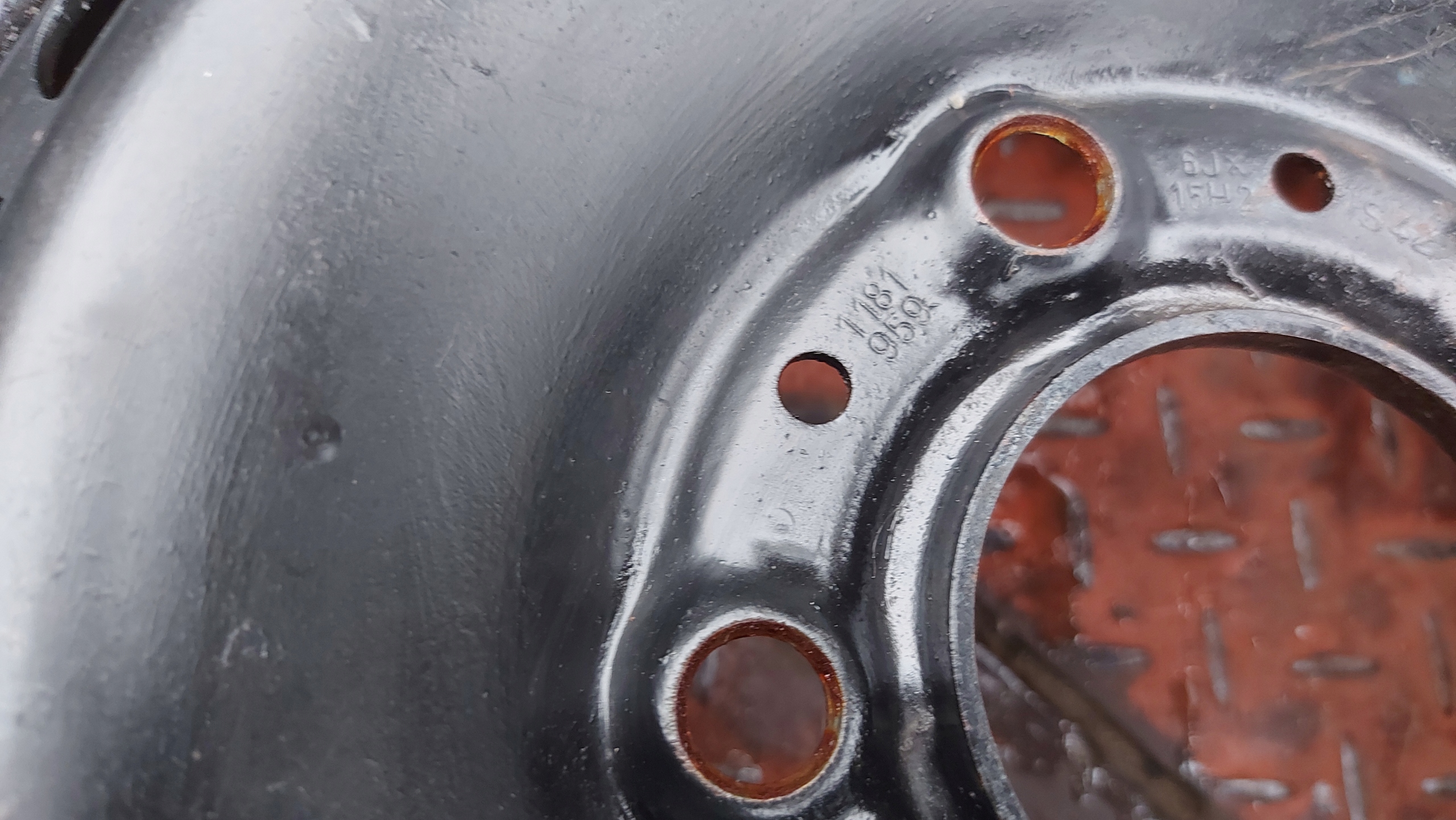disk STALOWA 15 BMW 5x120 ET39 6,0"