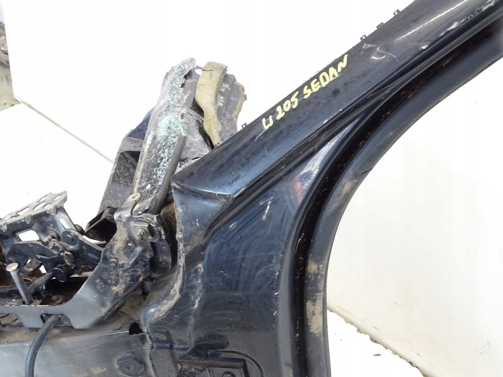 quarter left left front front quarter FATRUCH MERCEDES C W205