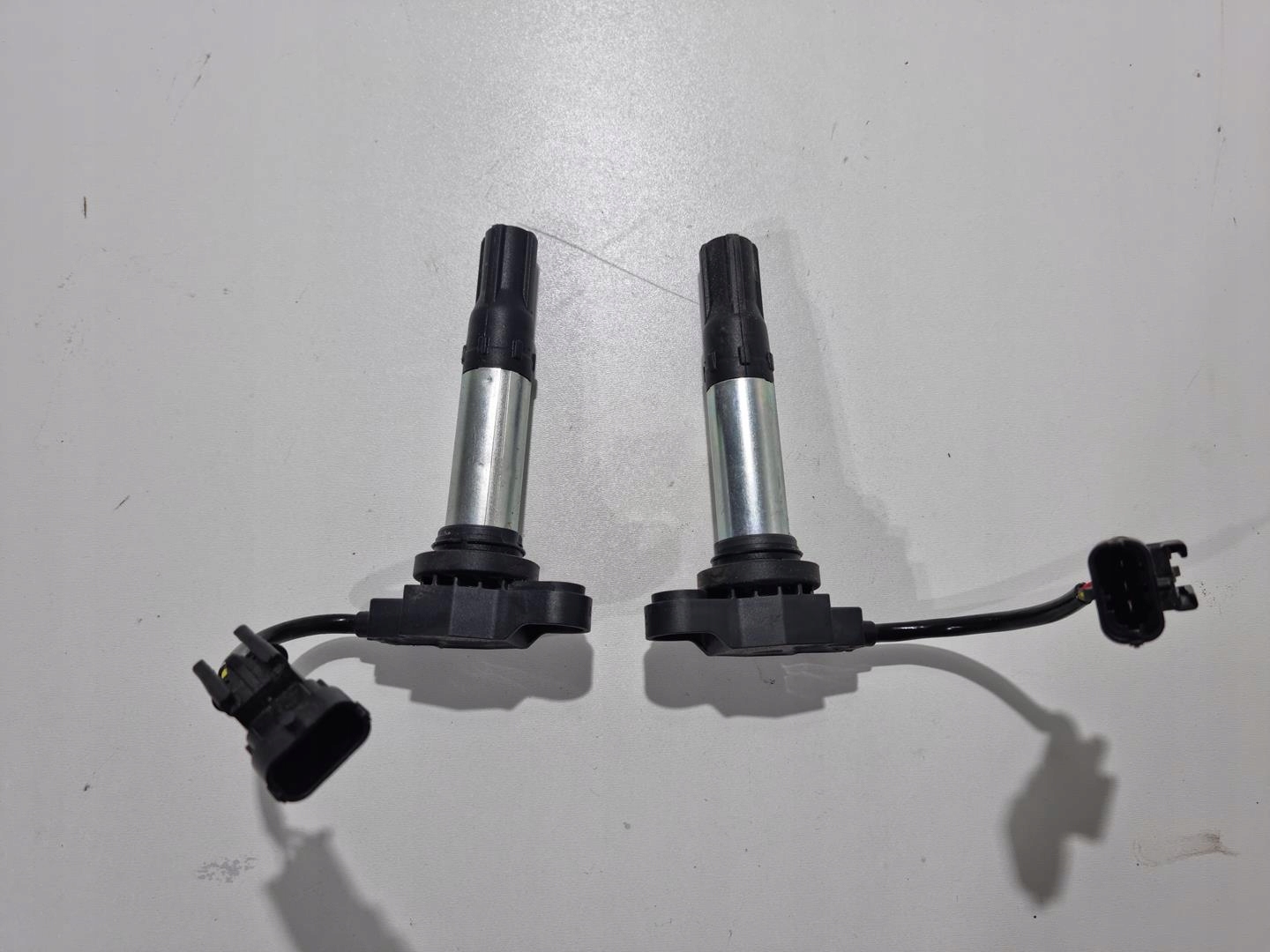 KTM DUKE 890 КОТУШКА ТРУБКА 19-