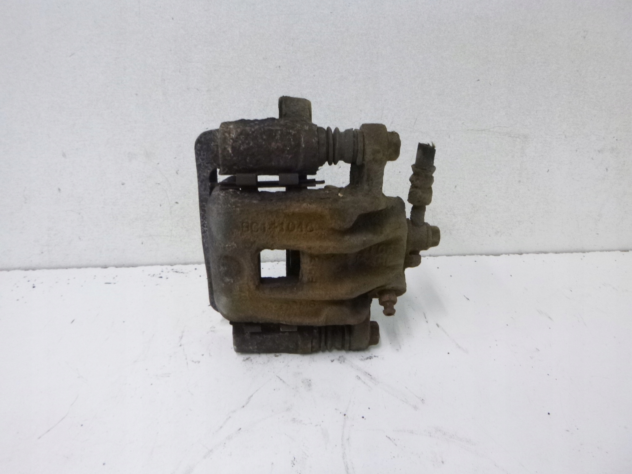 caliper brake rear part Hyundai Santa Fe SM 2.0