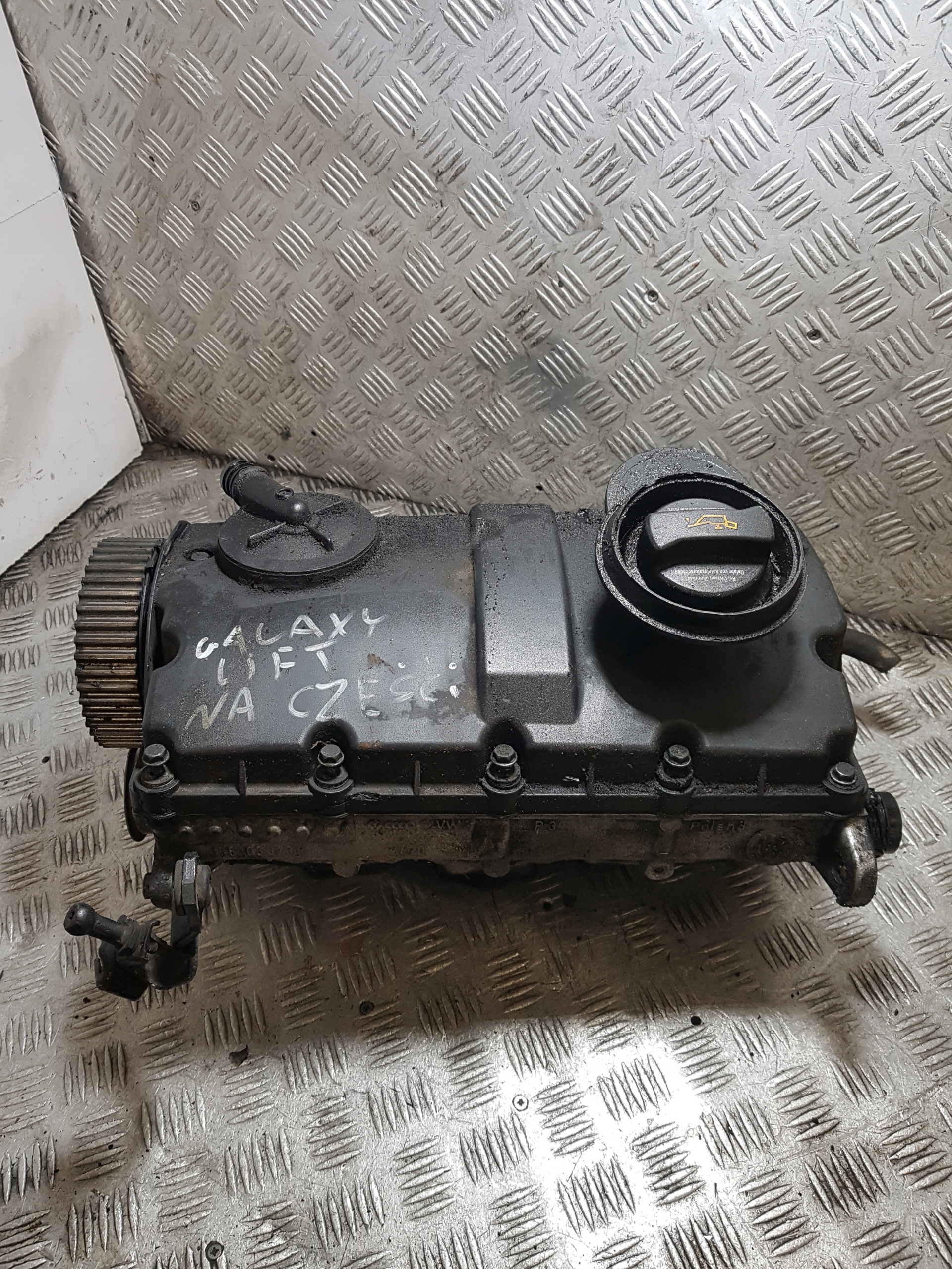 head. complete VOLKSWAGEN PASSAT B5 1.9TDI 038103373R