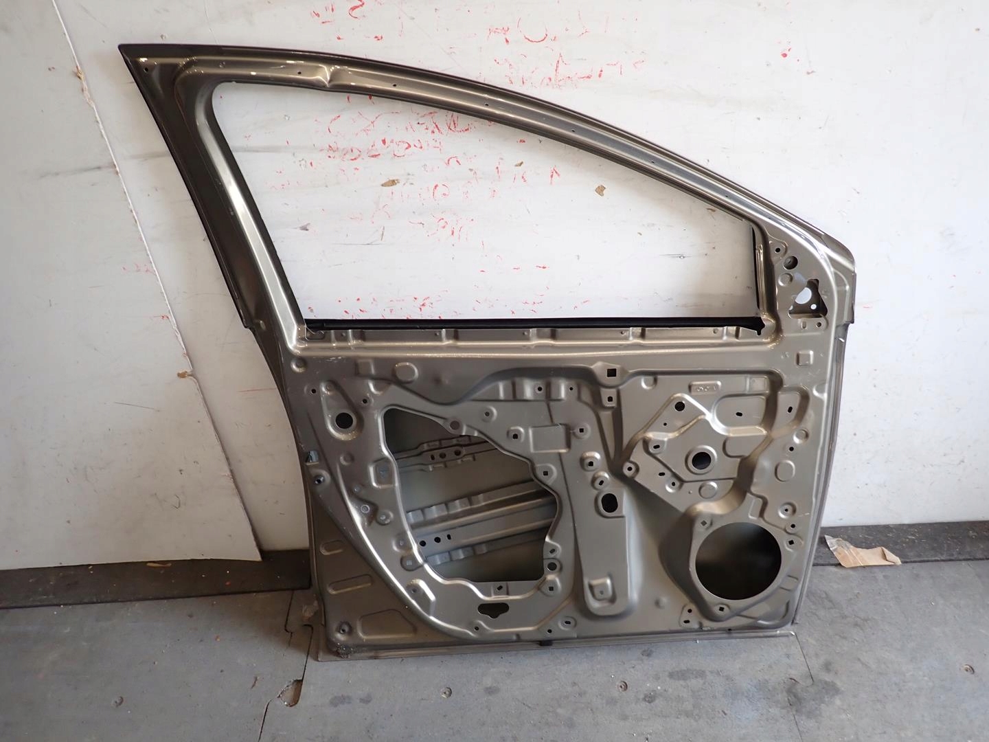 door front front left TOYOTA YARIS IV 2020