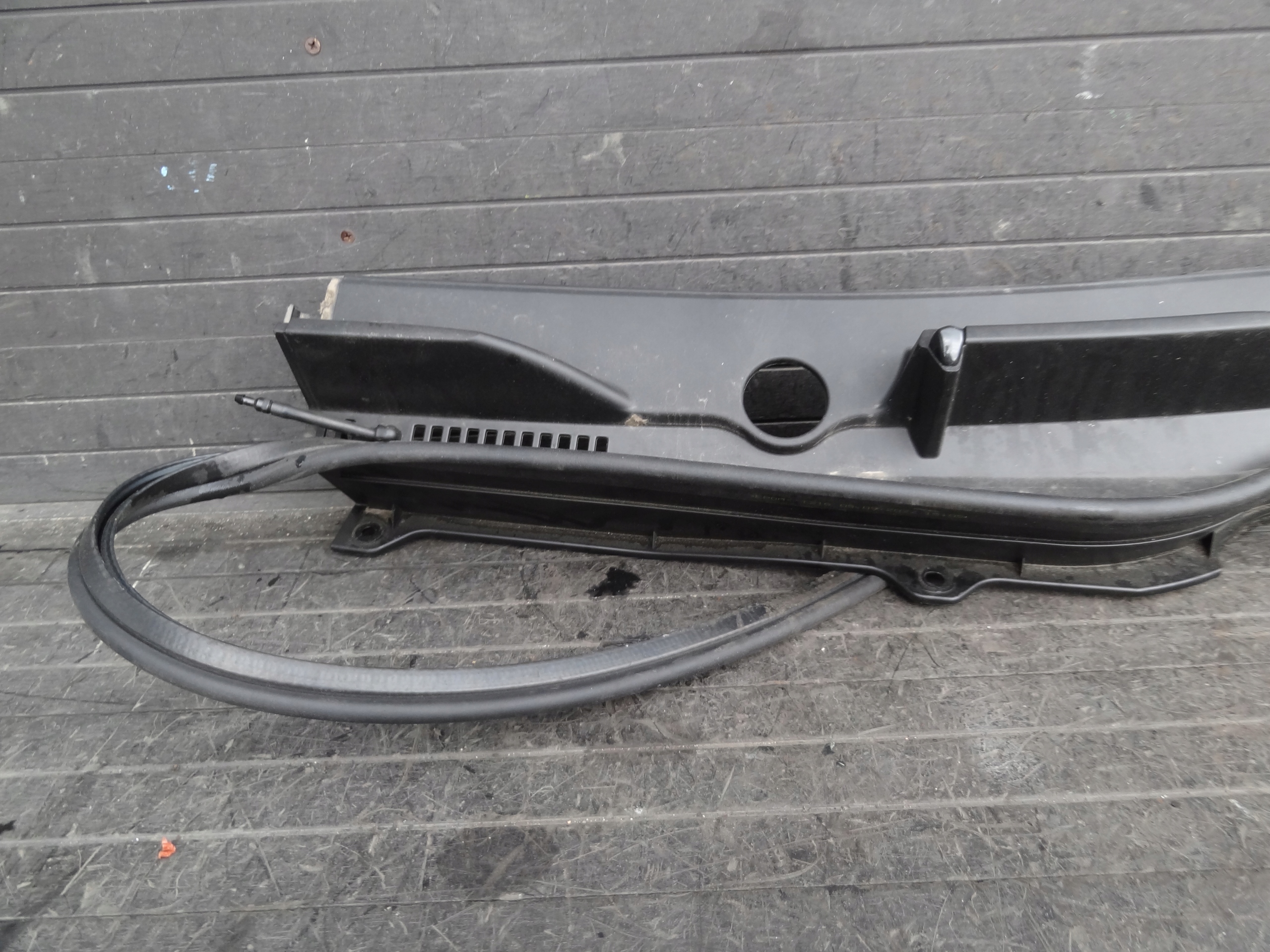 SUZUKI SX4 S-CROSS II 2023 PODSZYBIE GORNE LEWE EUROPA ORYGINAL Typ samochodu 4x4/SUV Samochody osobowe