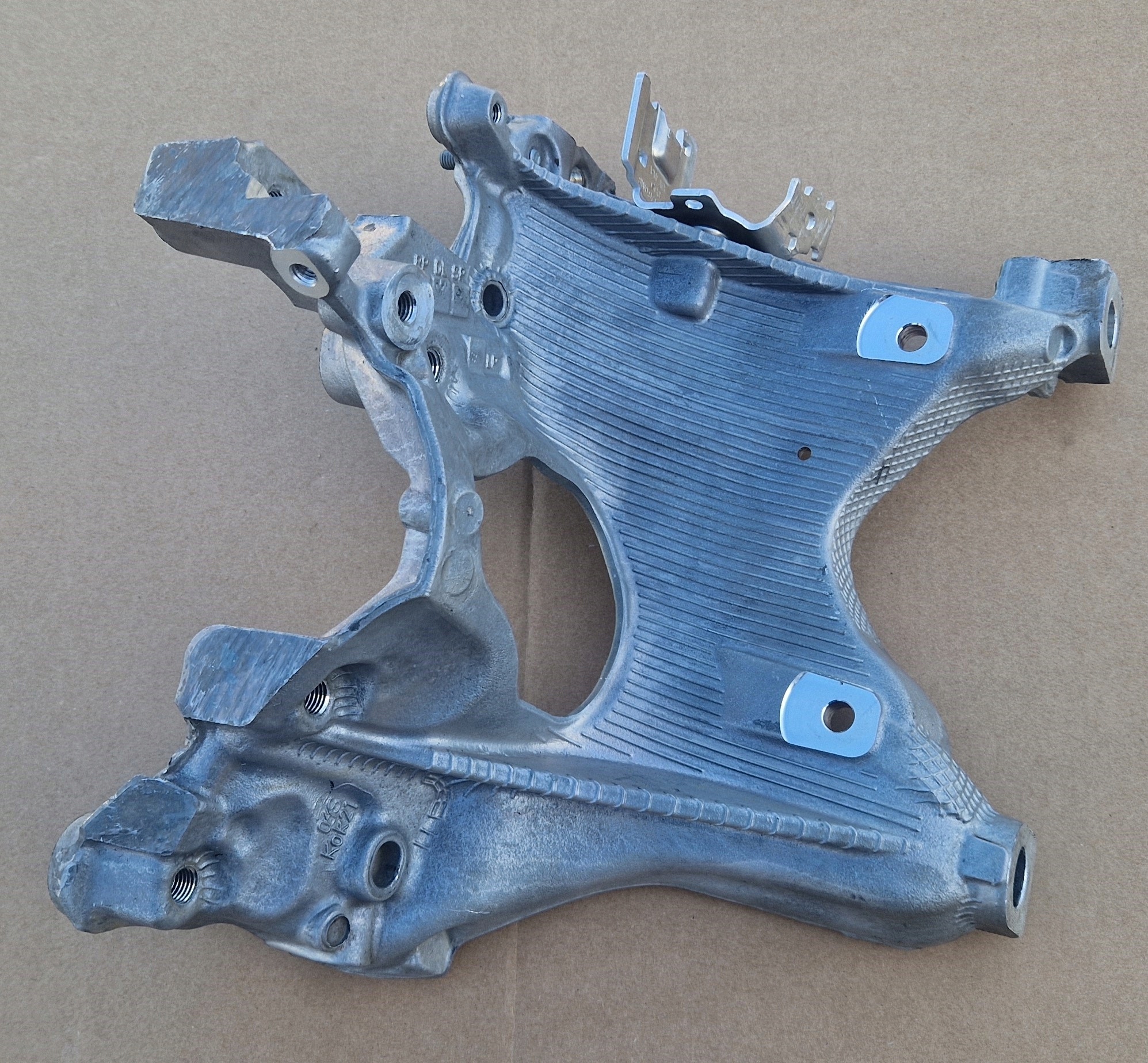 engine mount SANEK 8W0399296E right as new original AUDI A4 B9 A5