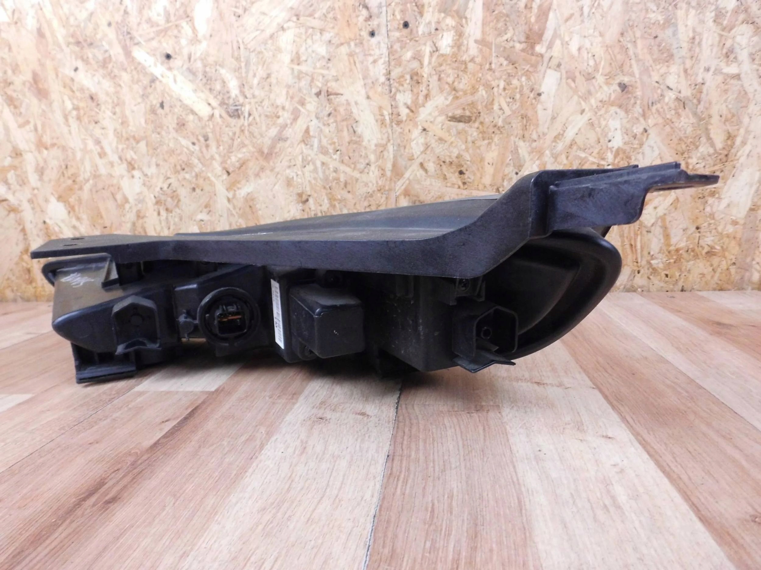 Hyundai Santa Fe IV 2018-2020 light dzienna front front right DRL