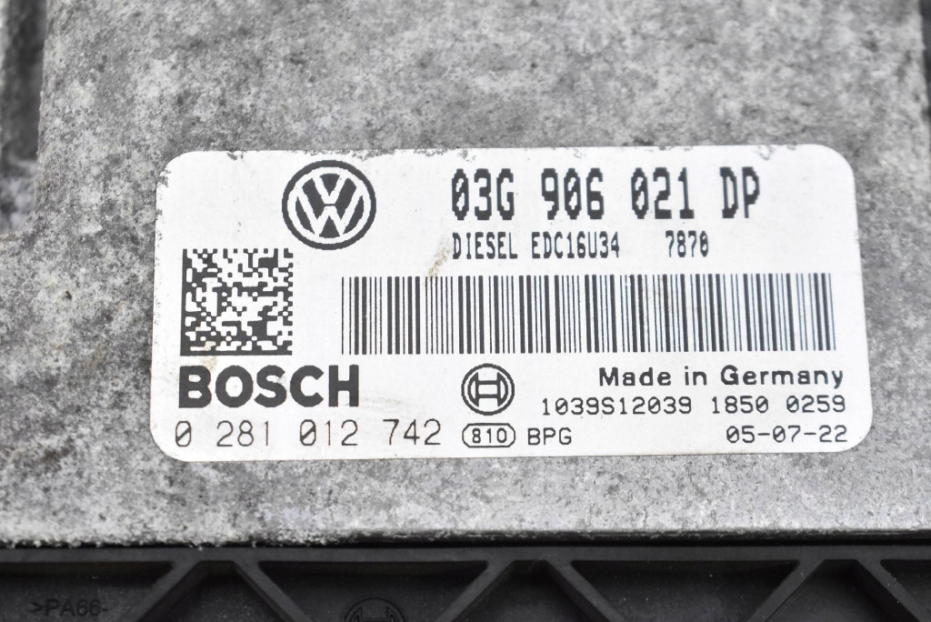control unit computer of the engine 03G906021DP VW PASSAT B6 1.9 TDI 105 KM 05-10