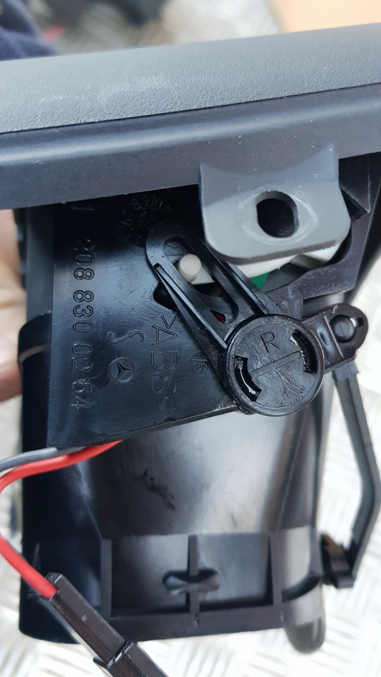 MERCEDES W208 right grid air conditioning devices of the dashboard KOKPITU