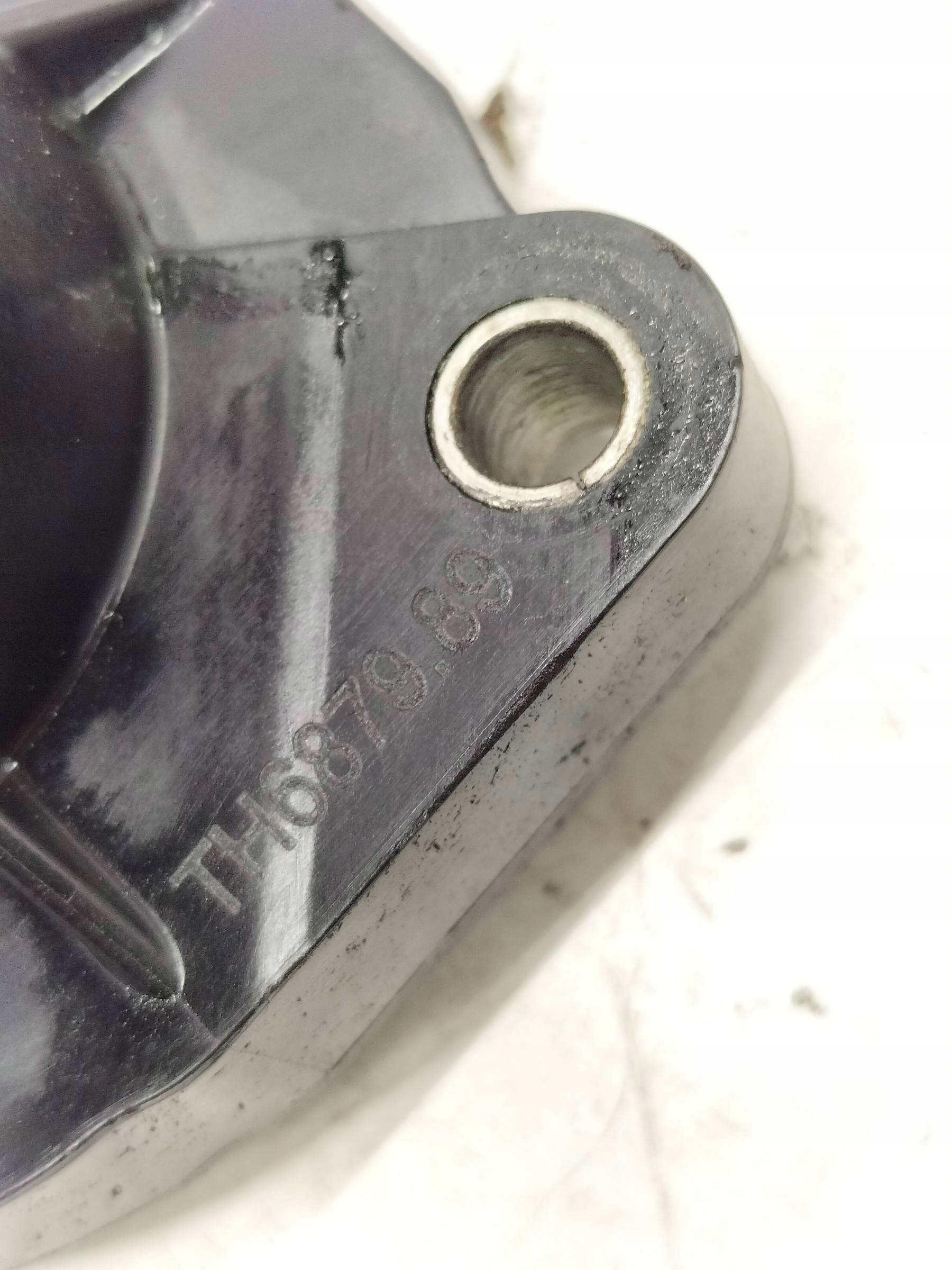 csomag TERMOSTATU TH6879.89 1.8 16V Volvo S40 II (2004-2012)