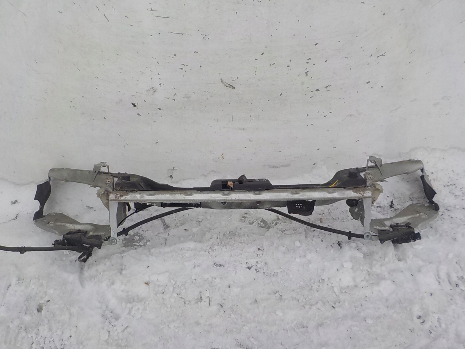 361 VOLVO S40 II V50 support panel for radiators headlight trim pillar CZO LOWE below washers
