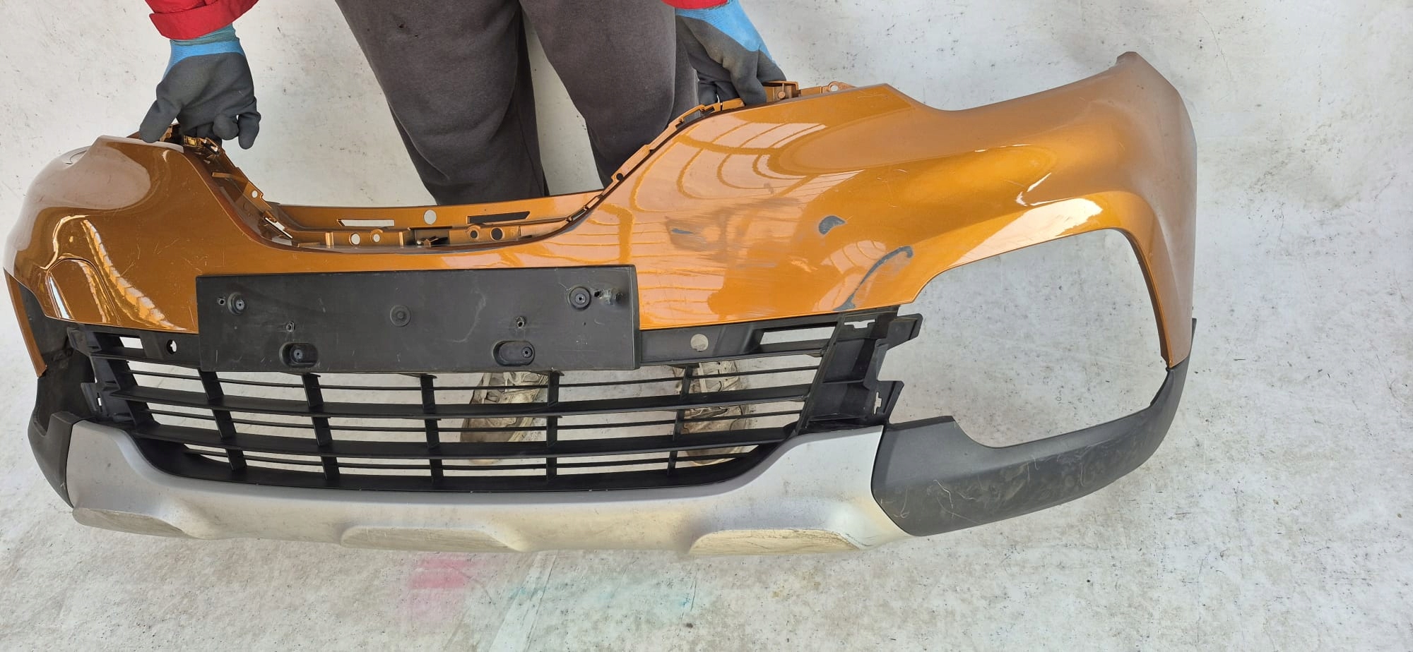 RENAULT CAPTUR and 1 LIFT 17-19 bumper front front PDC