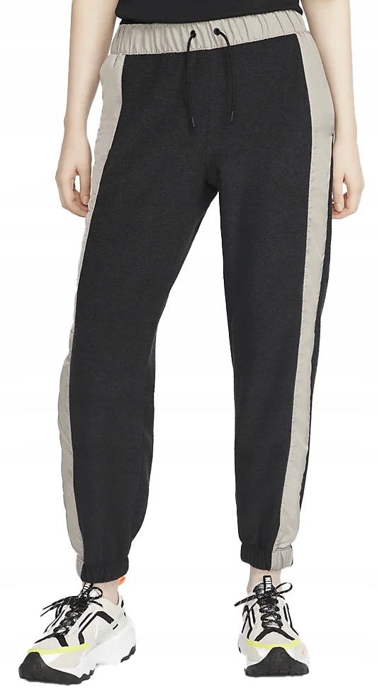 Dámské kalhoty Nike Sportswear Heritage Plush Loose Fit DD5710-010 S