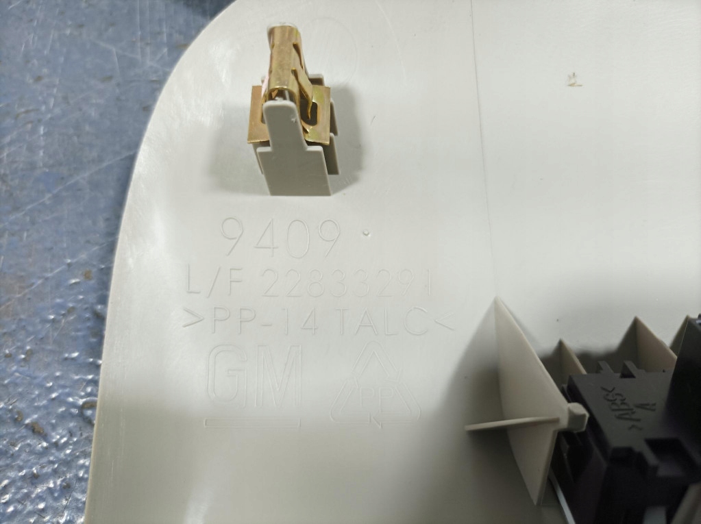 opel AMPERA лампочка Обшивка потолка перед 22828394