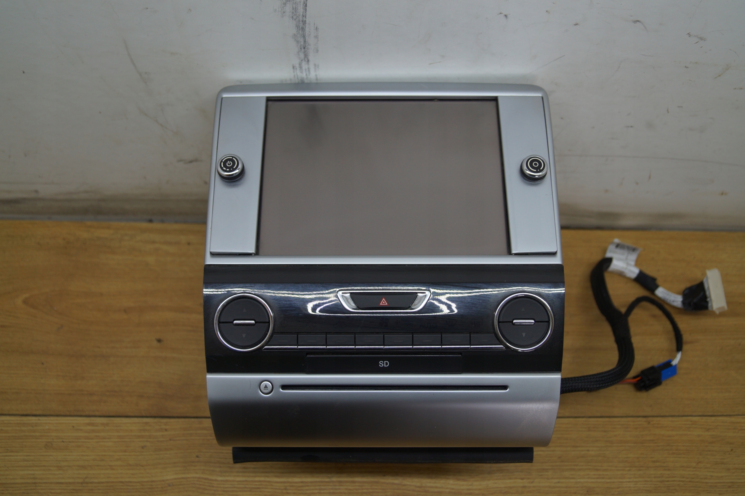 RADIO NAWIGACJA EKRAN MASERATI QUATTROPORTE VI