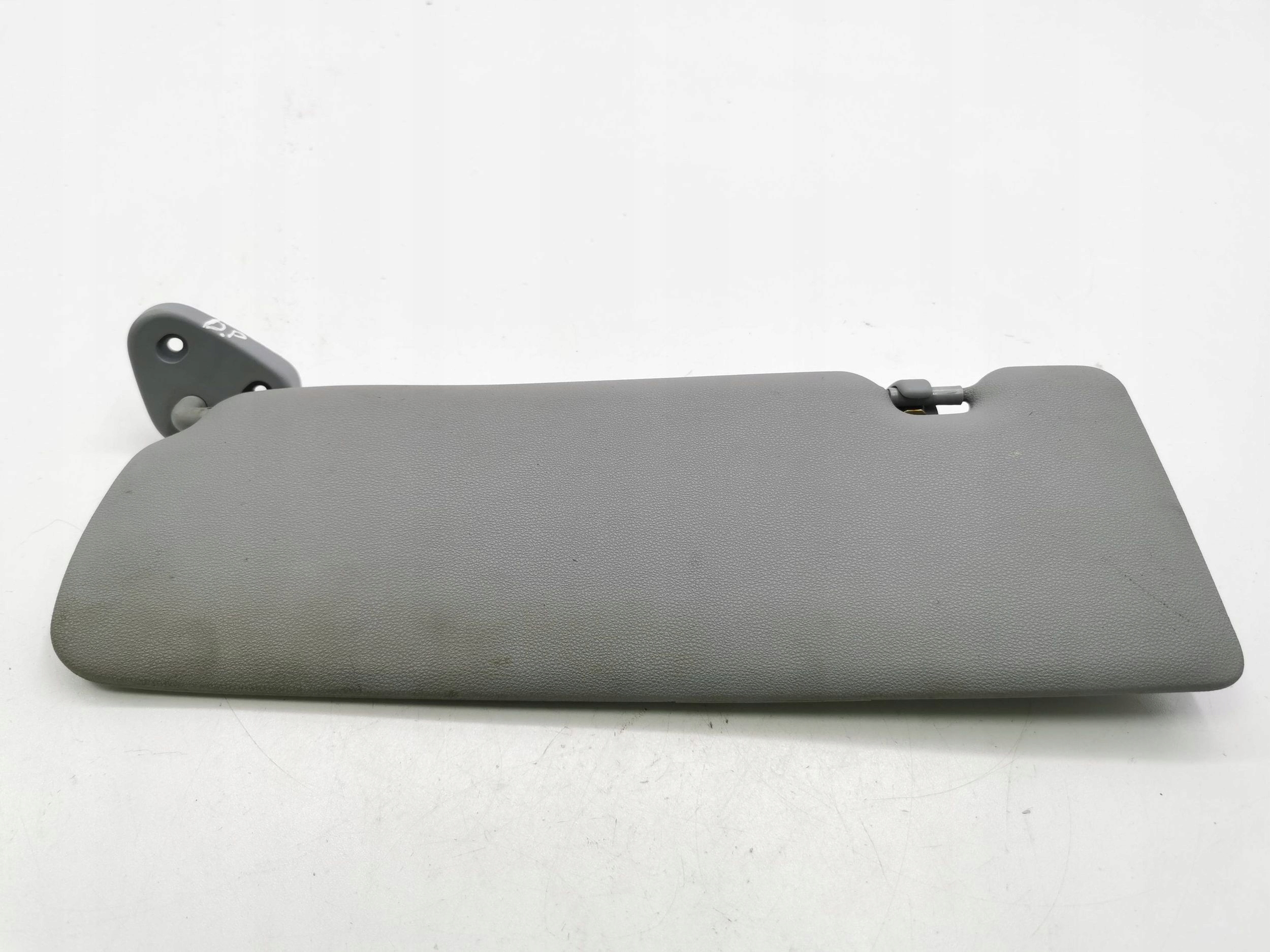 BMW 1 E81 E87 2007 солнцезащитный козырек