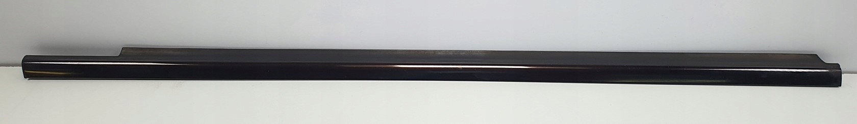 Передний правый скребок MERCEDES GLK X204