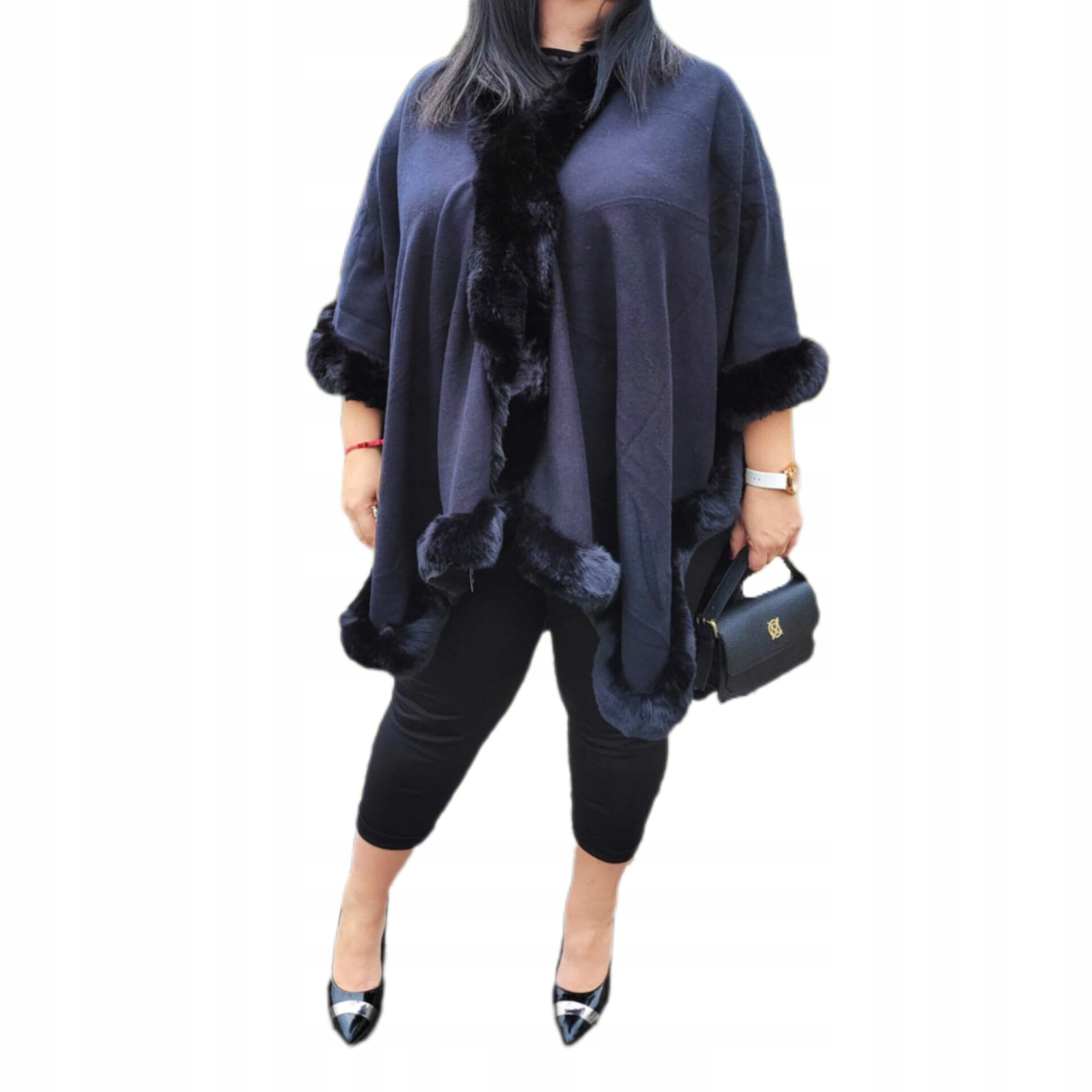 Poncho, pelerynka, narzutka plus size z futerkiem czarna Marka bez marki