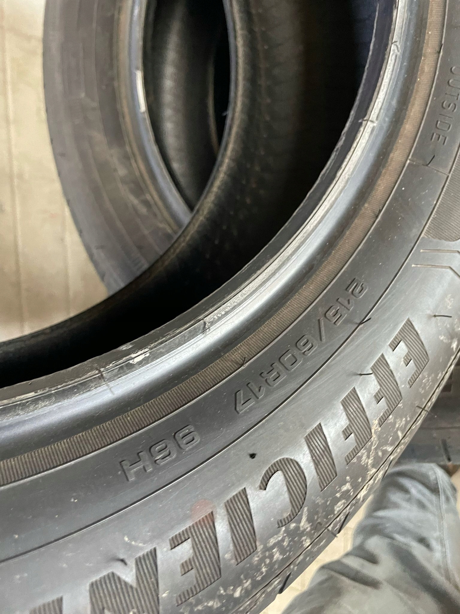 pneumatici, gomme GoodYear Efficient Grip 215/60 R17 Rok 1619 POWYSTAWOWE